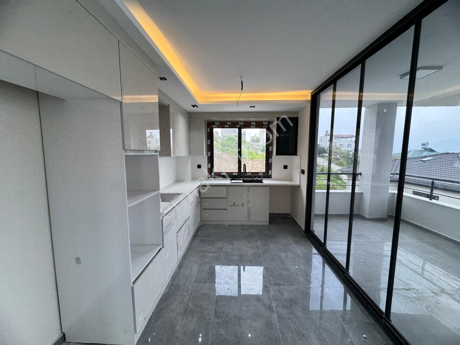 Bm"den Soğucak Yaylasında Sıfır Tripleks 4+1 Villa + Misafirhane - Görsel 26