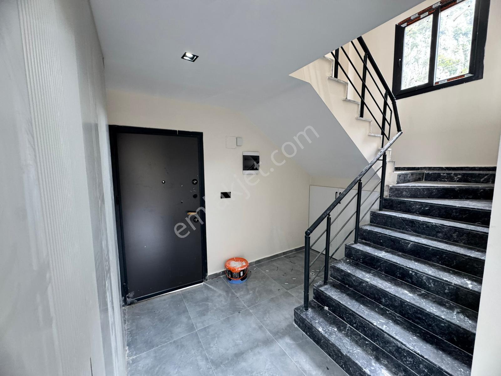 Bm"den Soğucak Yaylasında Sıfır Tripleks 4+1 Villa + Misafirhane - Görsel 28