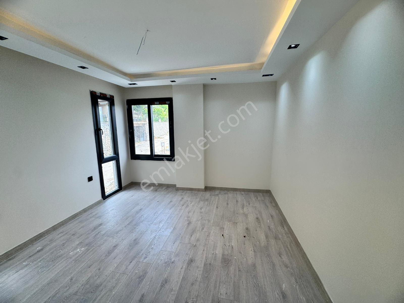 Bm"den Soğucak Yaylasında Sıfır Tripleks 4+1 Villa + Misafirhane - Görsel 15