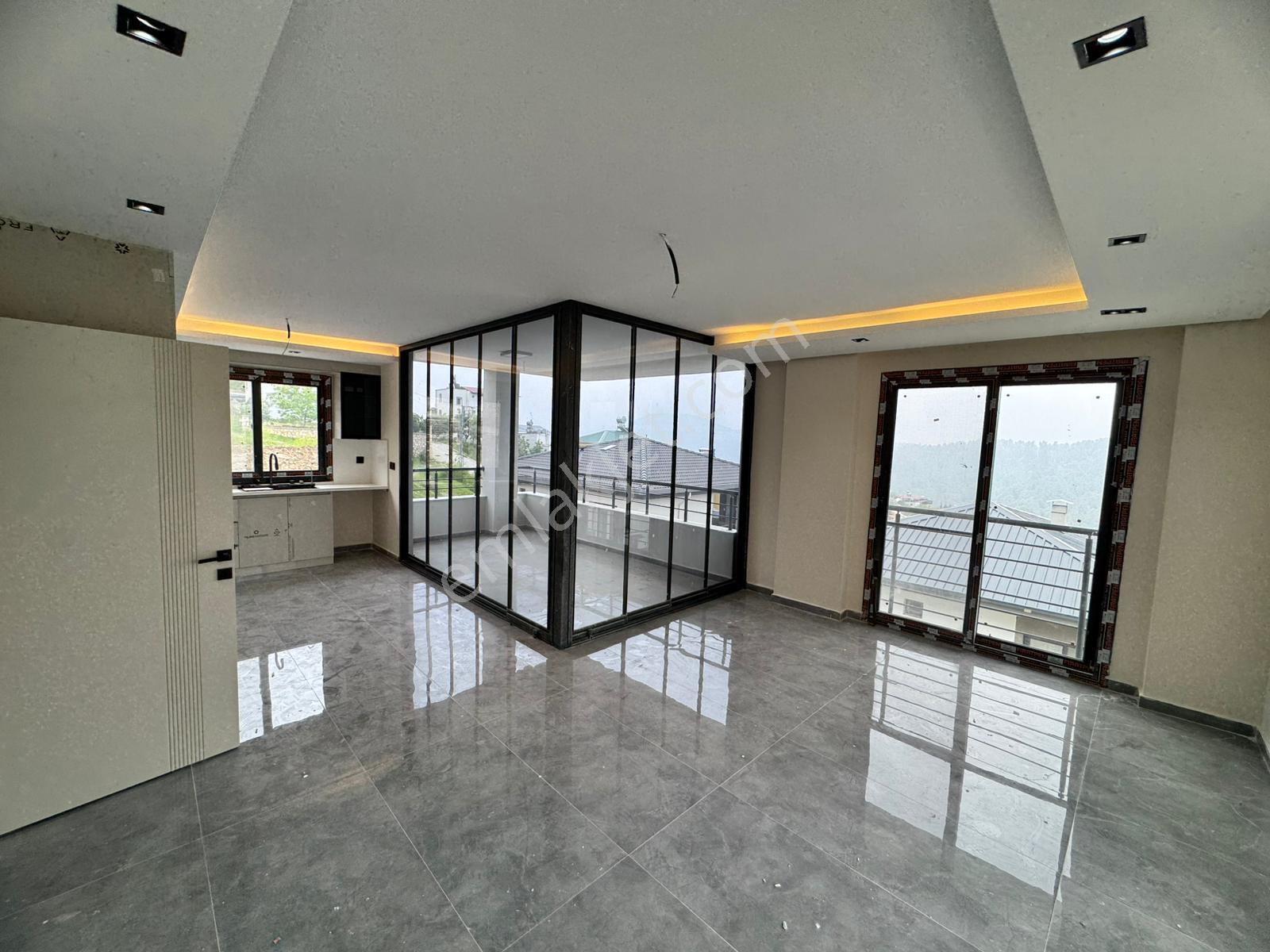 Bm"den Soğucak Yaylasında Sıfır Tripleks 4+1 Villa + Misafirhane - Görsel 24