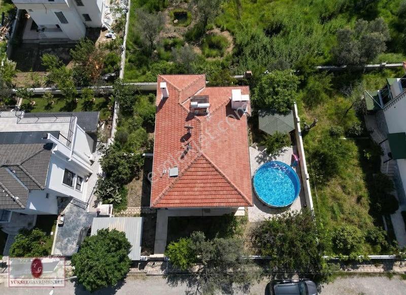 Yükselden Gürenin En Değerli Yerinde Tam Bağımsız 7+2eşsiz Villa - Görsel 3