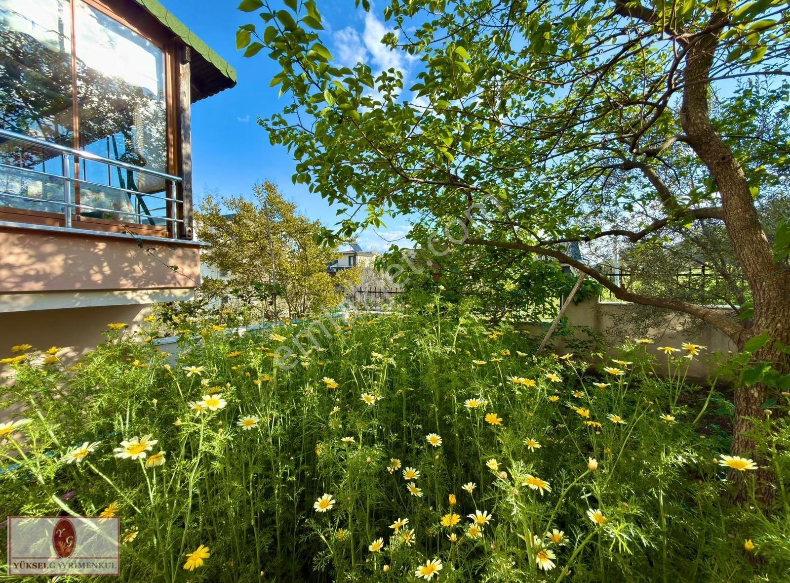 Yükselden Gürenin En Değerli Yerinde Tam Bağımsız 7+2eşsiz Villa - Görsel 34