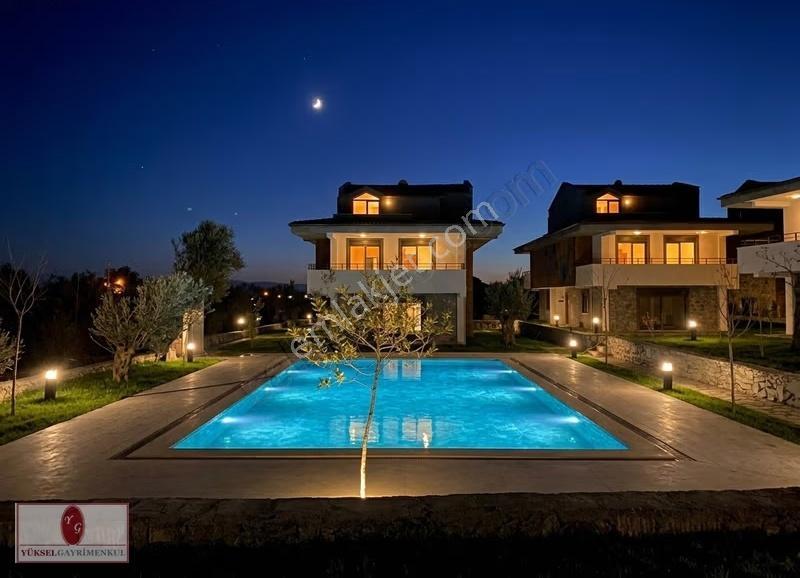 Yükselden Gürede Havuzlu Lüx Proje De 3+1 Muhteşem Villa - Görsel 10