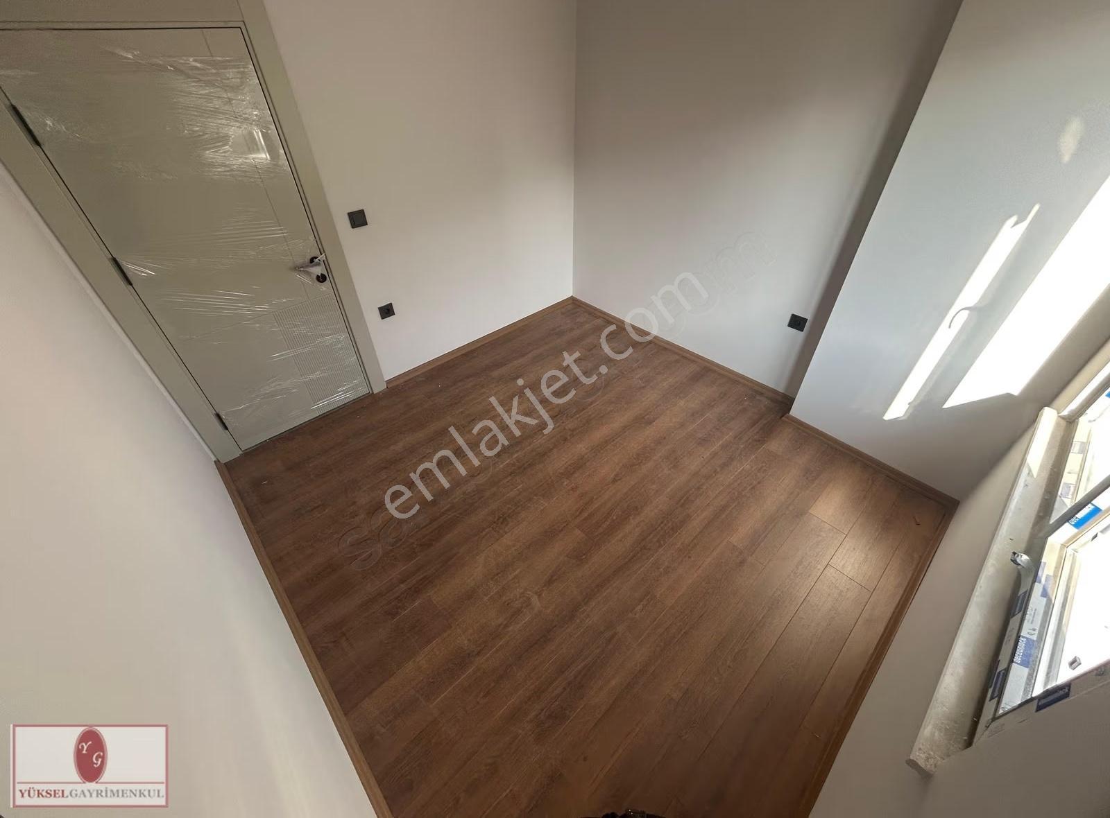 Yüksel'den Kadıköy'de Öncephe K. Otopark Site İçinde 2+1 Daire - Görsel 19
