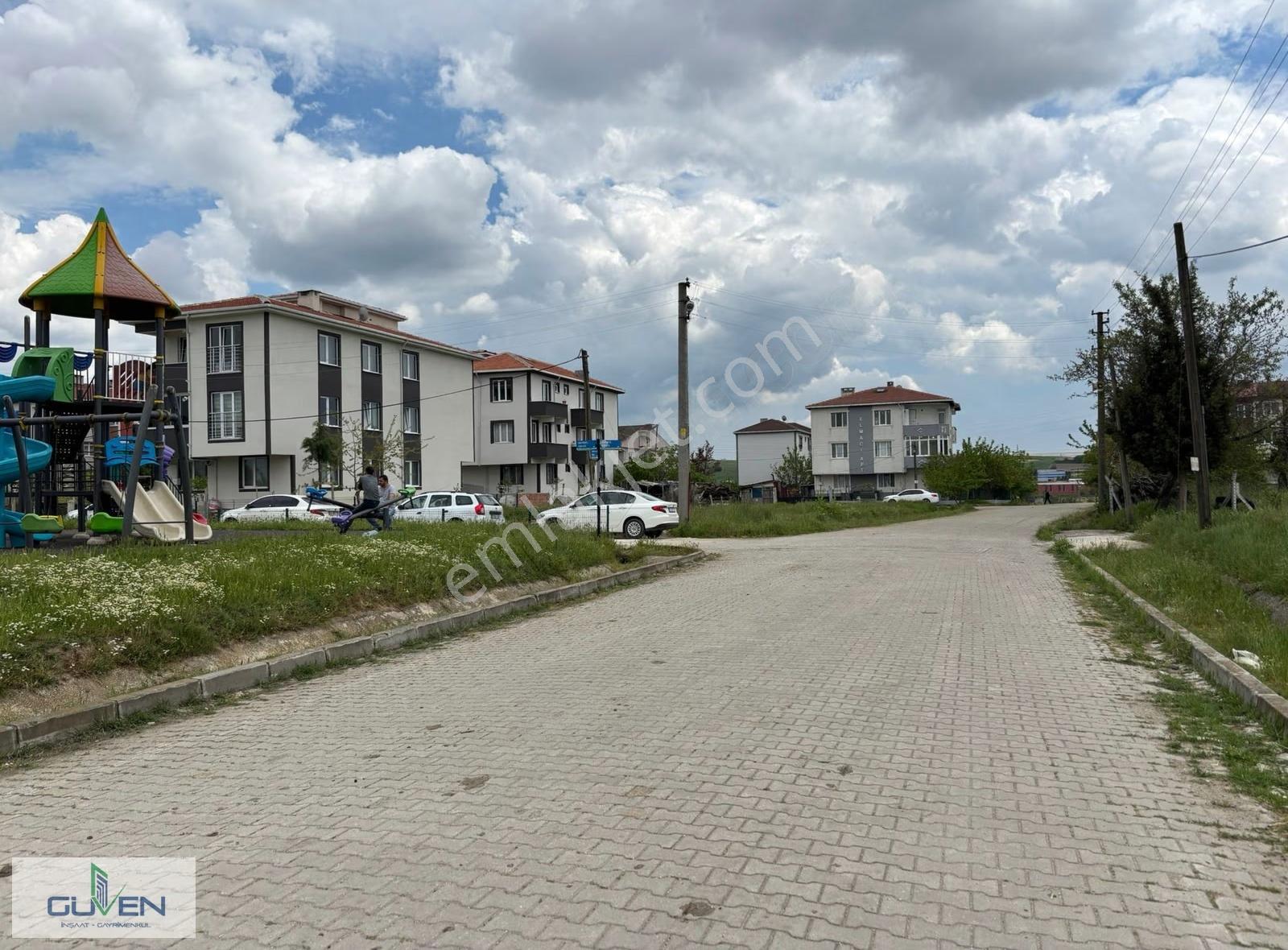Güven'den Velimeşe'de 381m² Tek Tapu Yola Cephe İmarlı Arsa !!!! - Görsel 10