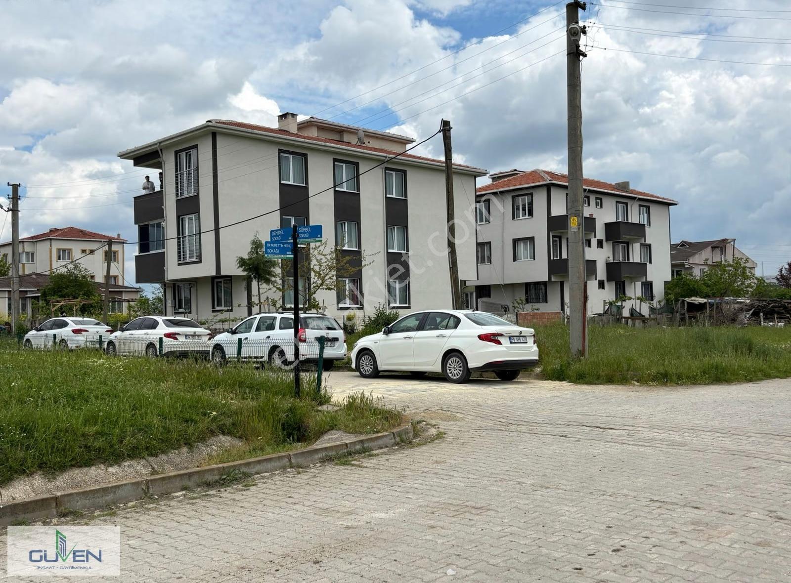 Güven'den Velimeşe'de 381m² Tek Tapu Yola Cephe İmarlı Arsa !!!! - Görsel 13