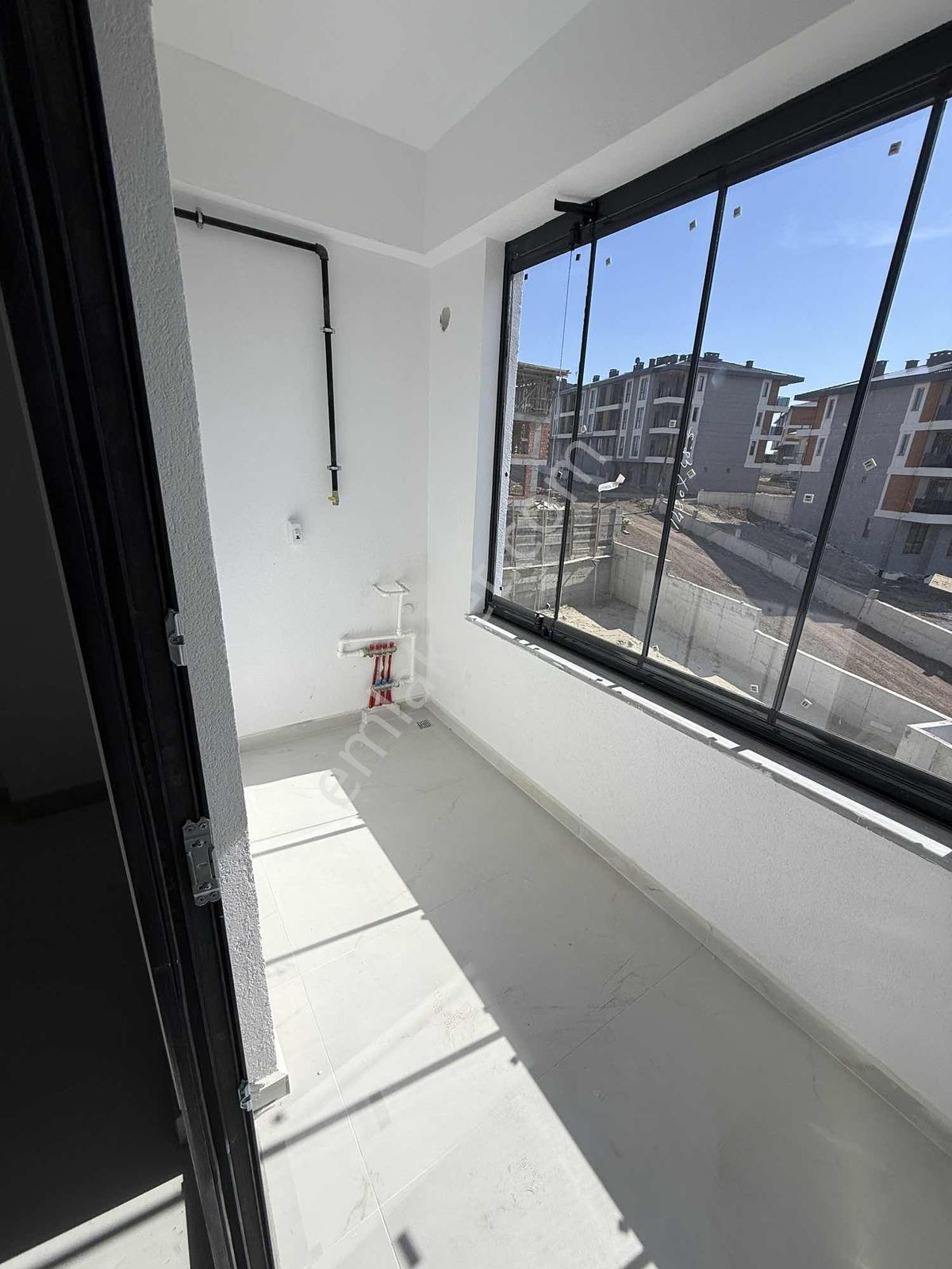 Akkaya Yeşil Bahçe Konutları Konforlu Havuzlu Site - Görsel 23