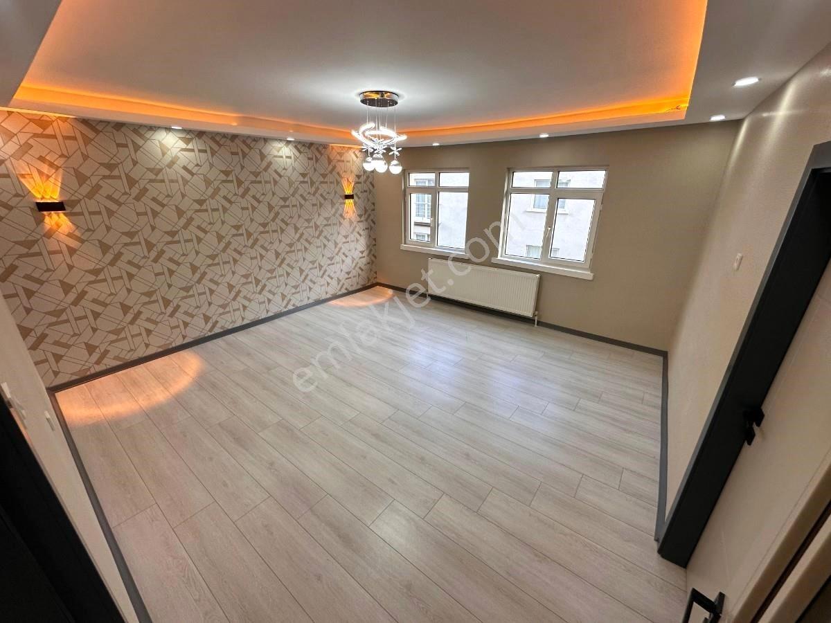 Sincan Plevne Mah'de 3+1 Ara Katta Geniş M2 Ultra Lüx Yapılı - Görsel 11