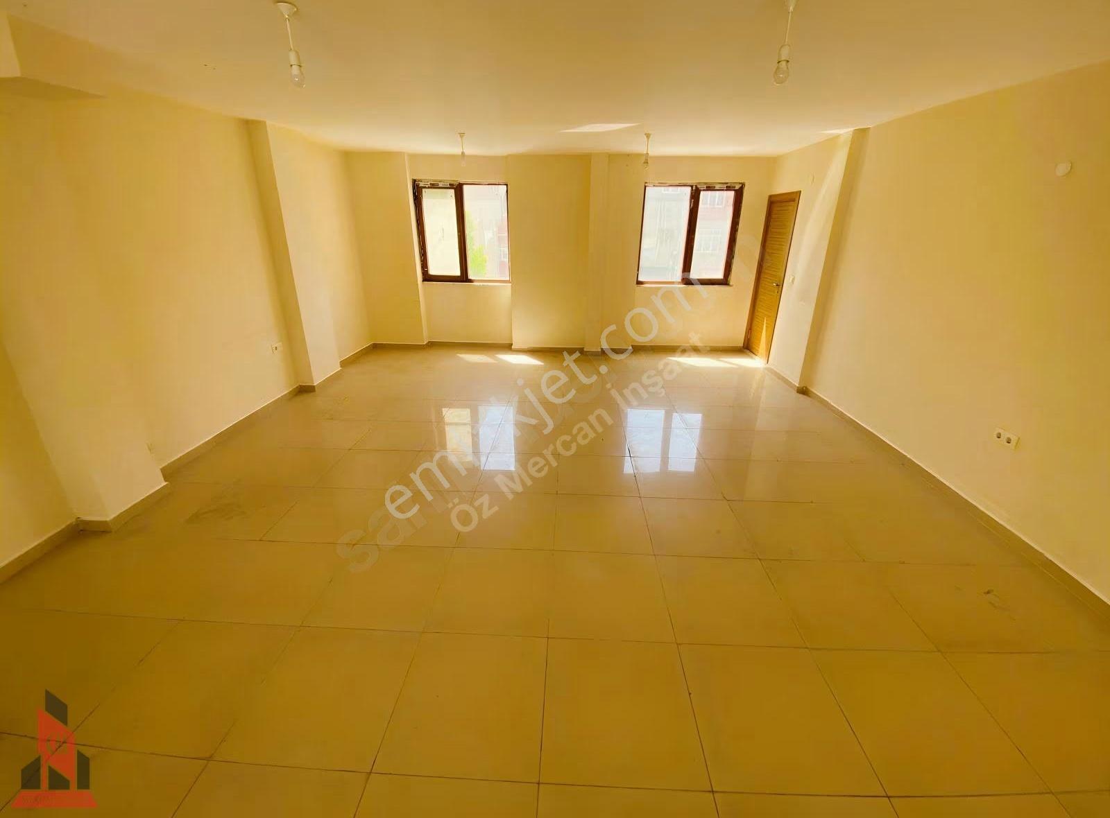 Mavigöl Mah. Koca Yusuf Cad. Üzerinde İşlek Yerde Kiralık Dükkan - Görsel 8