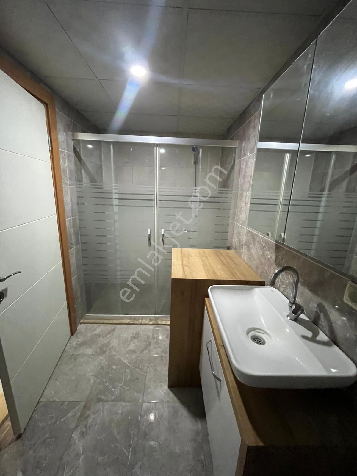Davutlar Havuzlu Site De 3+1 Geniş Daire - Görsel 25