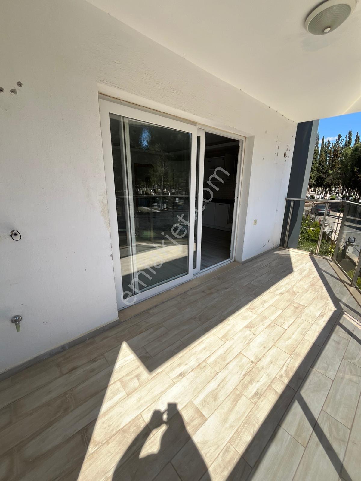 Davutlar Havuzlu Site De 3+1 Geniş Daire - Görsel 28