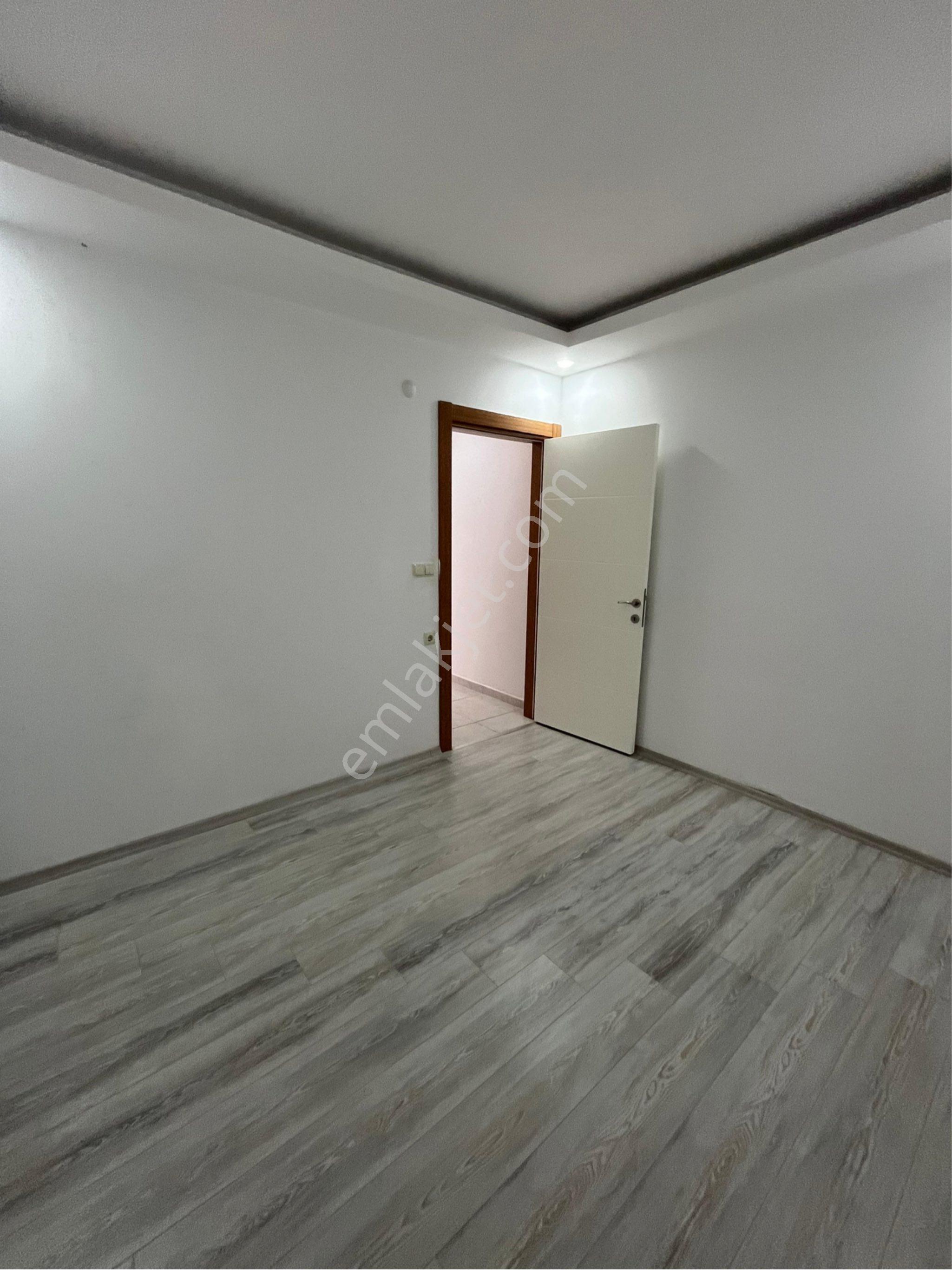 Davutlar Havuzlu Site De 3+1 Geniş Daire - Görsel 7