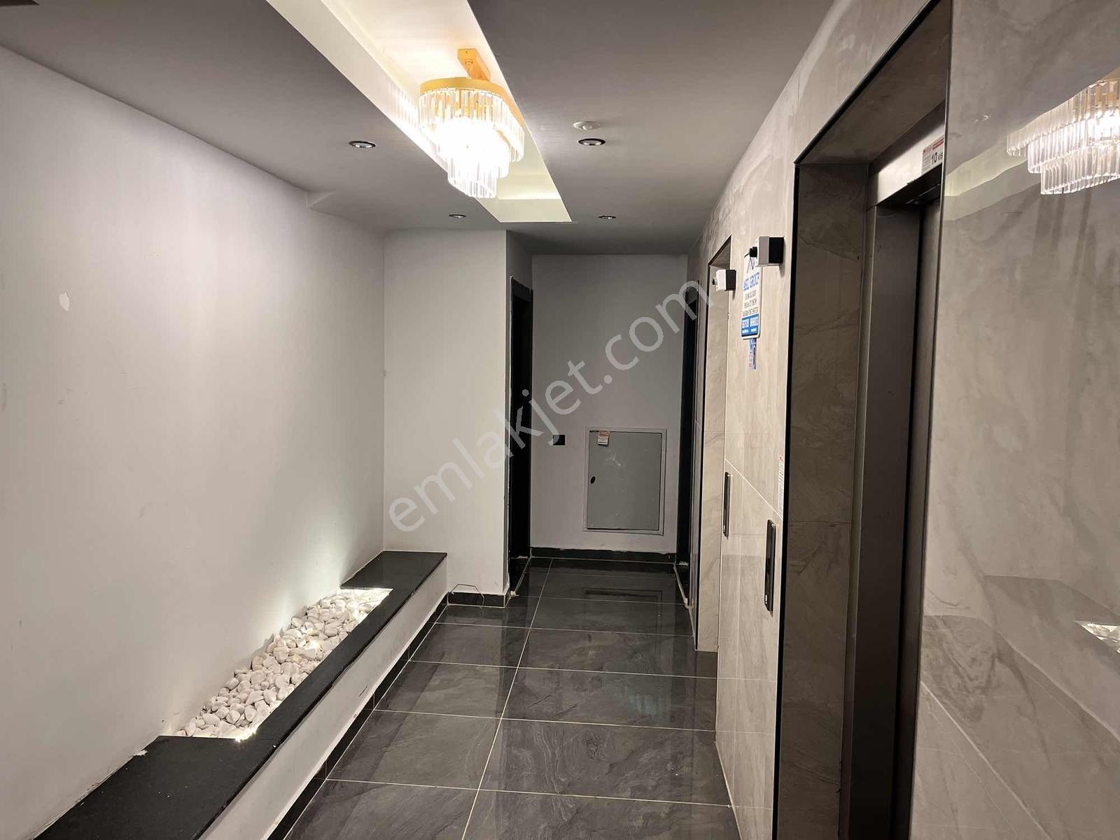 İskanı Alınmış Oturuma Hazır Z+3 Katlı Lüks Daire - Görsel 18