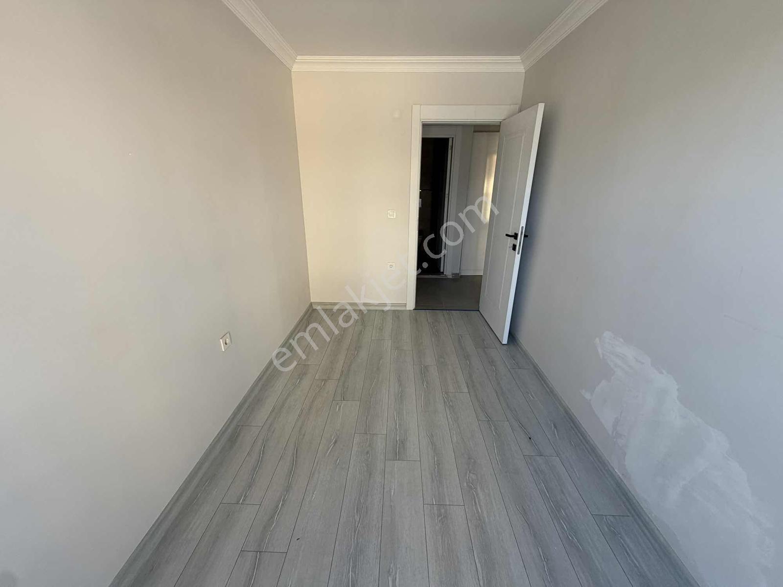 Barış Mahallesinde Satılık Deniz Manzaralı 2+1 Daire - Görsel 17