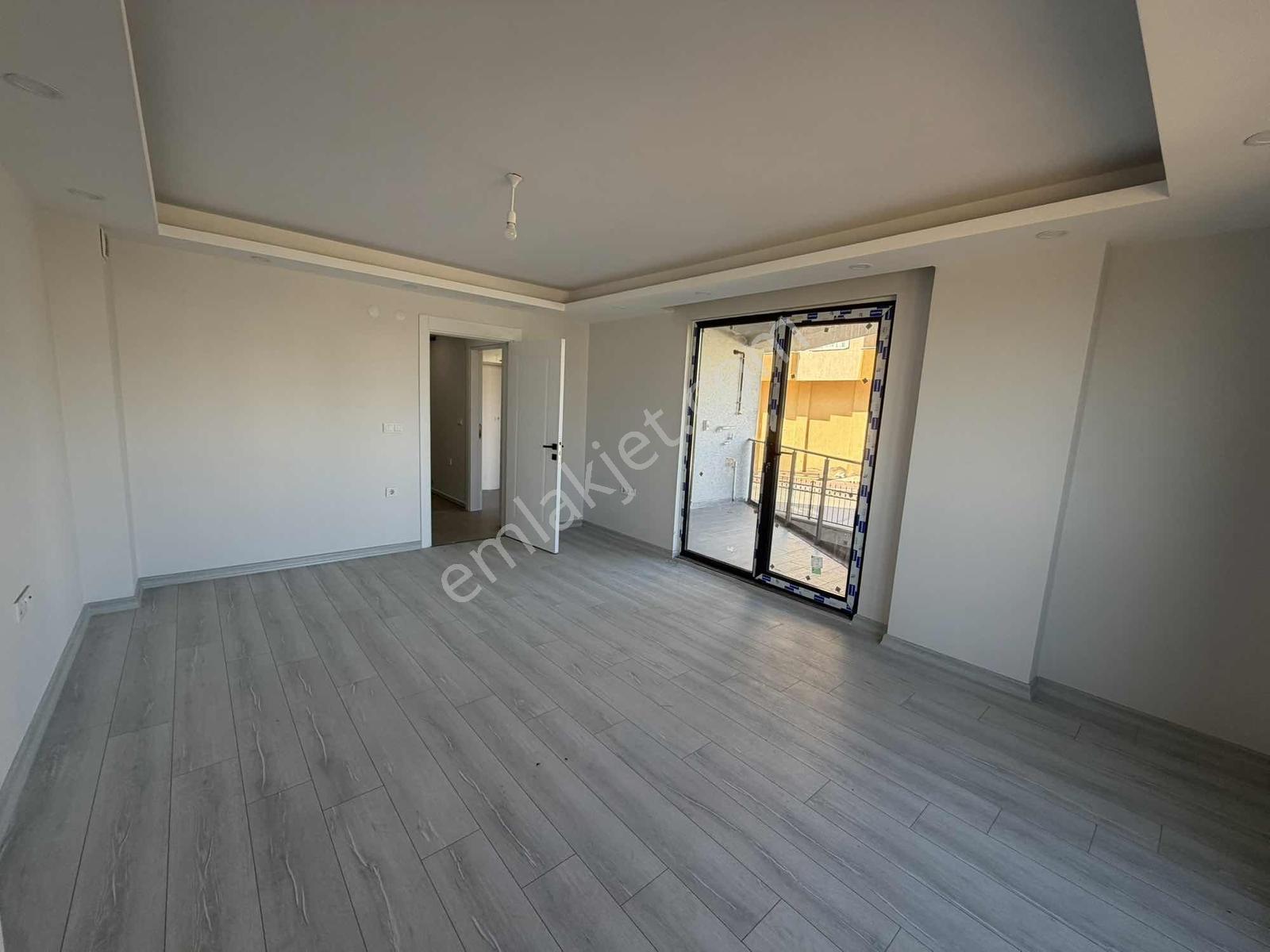 Barış Mahallesinde Satılık Deniz Manzaralı 2+1 Daire - Görsel 23