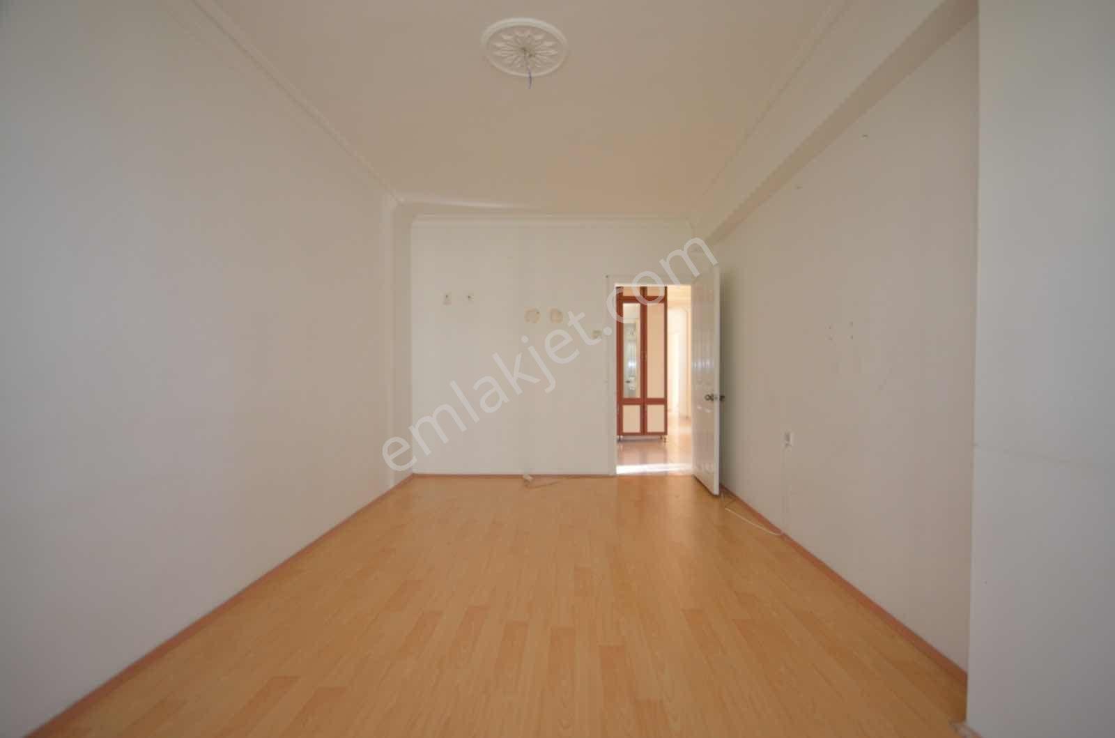 Kanuni Mahallesi Satılık 3+1 / 125m2 Ara Kat Daire - Görsel 24