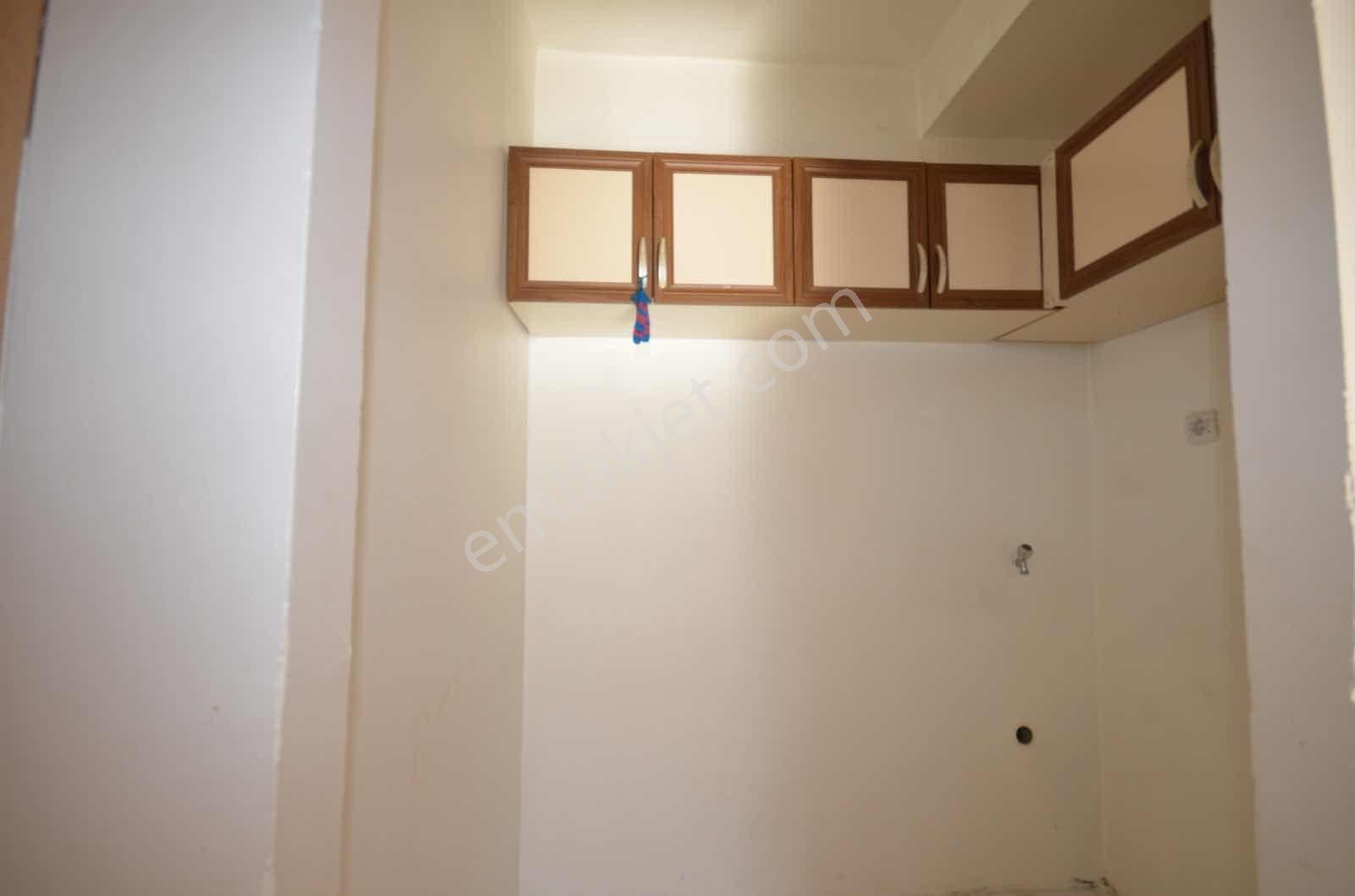 Kanuni Mahallesi Satılık 3+1 / 125m2 Ara Kat Daire - Görsel 28