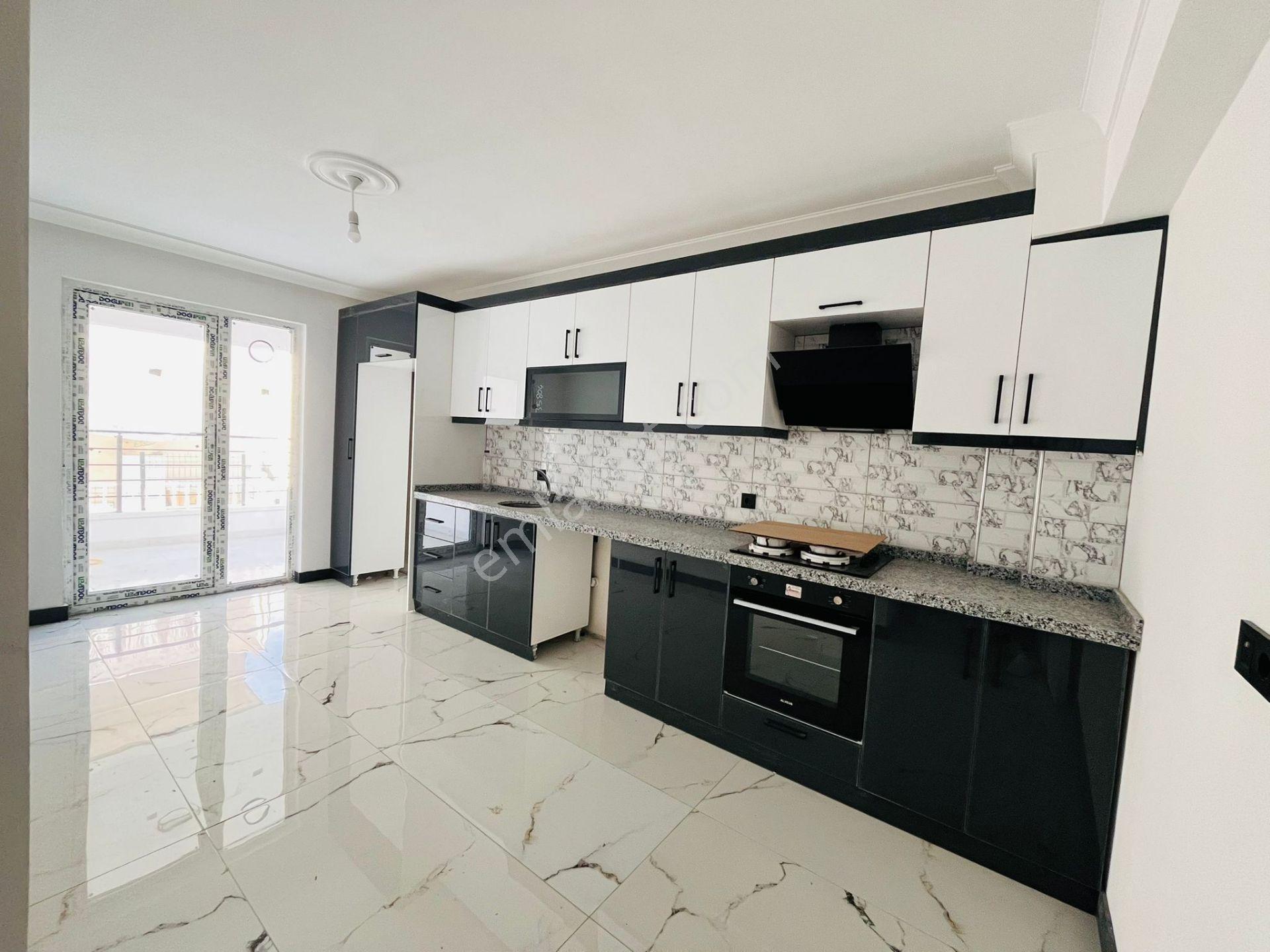 Şahintepe Mah. Yüksek Giriş 3+1 Asansörlü Sıfır 120m² Daire - Görsel 2