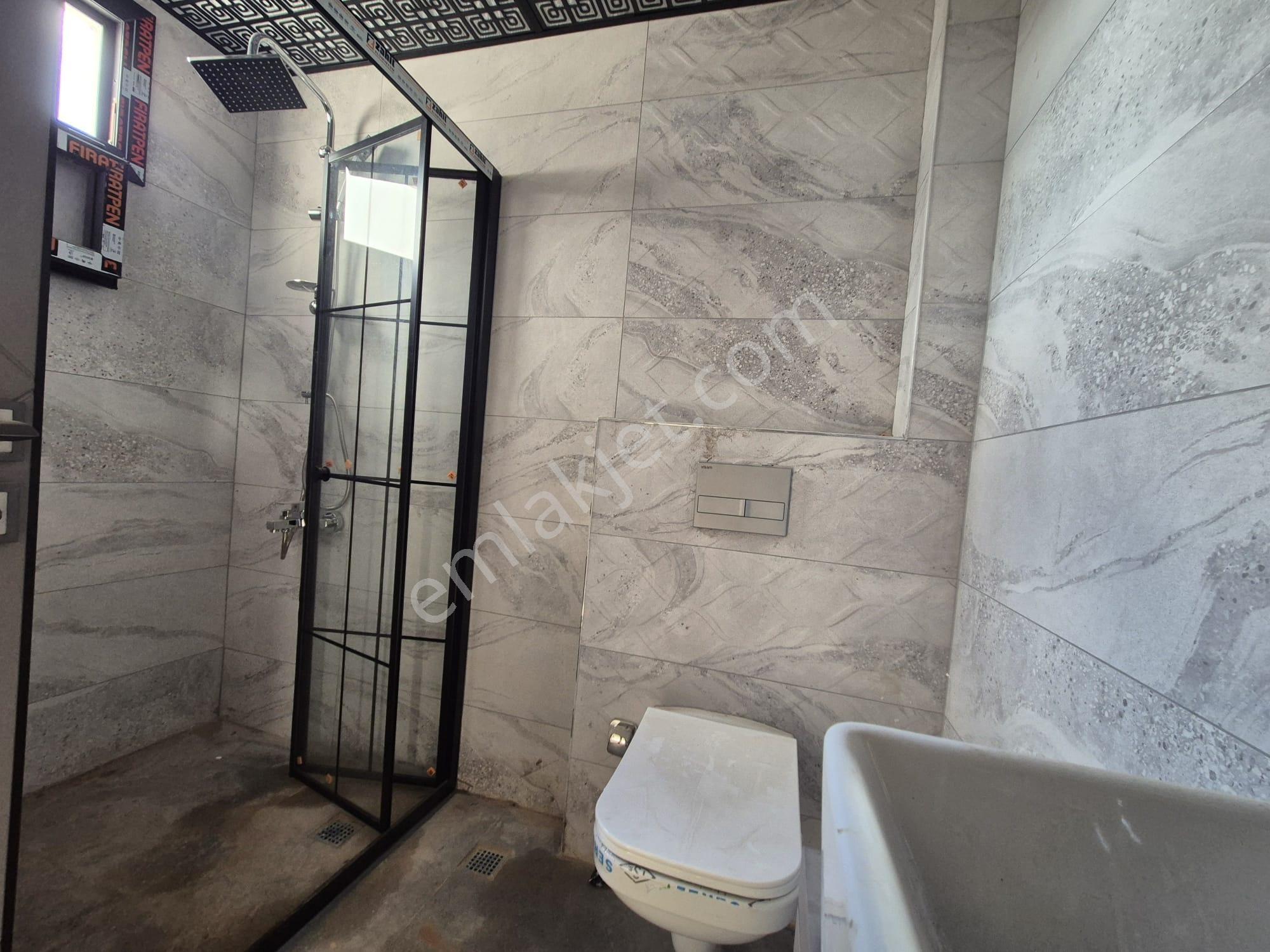 Mezitli Kuyulukta Havuzlu Sitede Kiralık 2+1 Daire - Görsel 20
