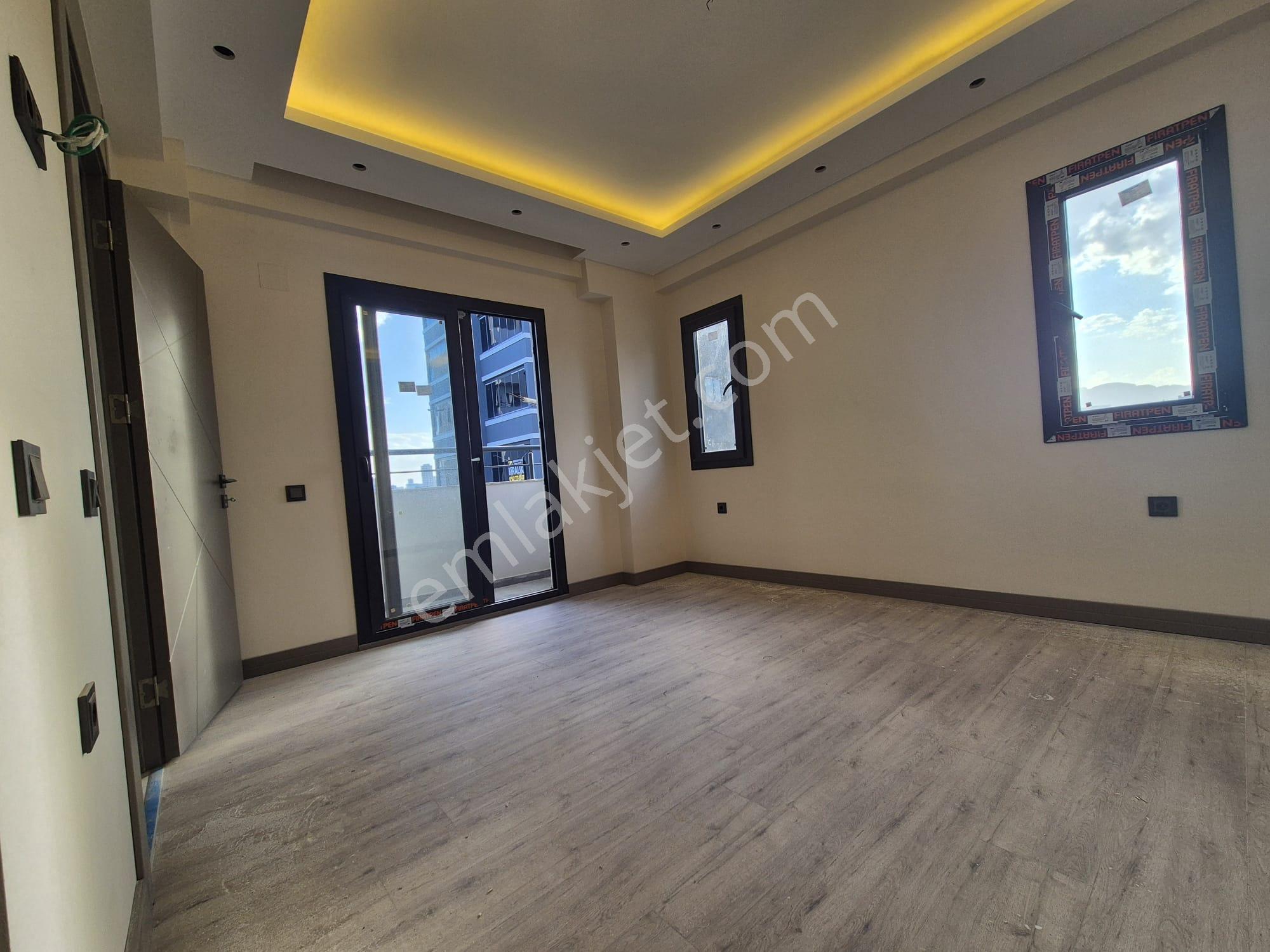 Mezitli Kuyulukta Havuzlu Sitede Kiralık 2+1 Daire - Görsel 10