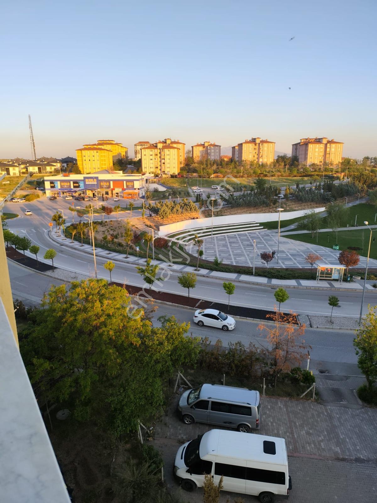 Aksaray Toki 3. Etapta Satılık 2+1 Yapılı, Cadde Cepheli - Görsel 18