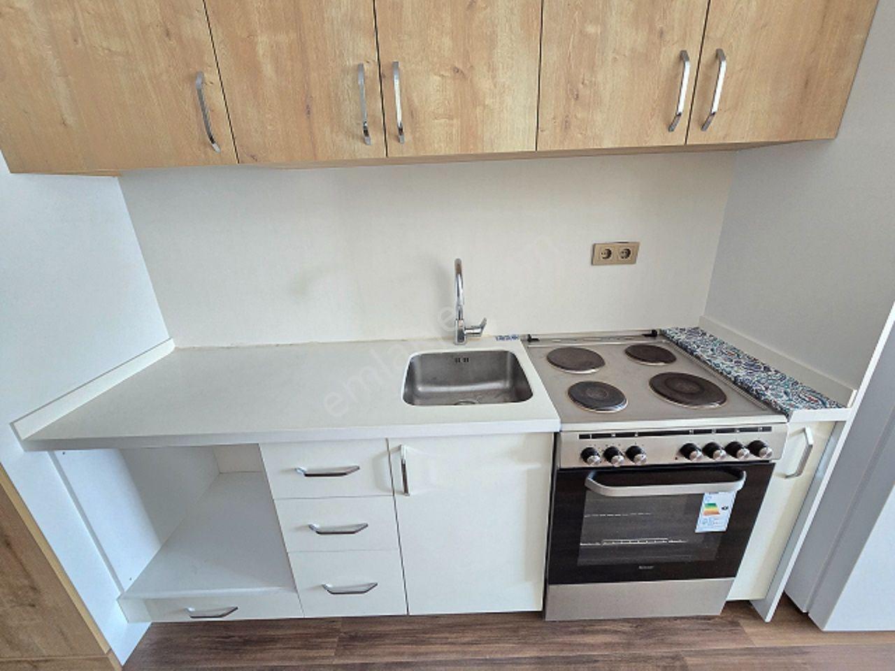 Beylikdüzü Beykent Satılık Daire 1+0=60m2 Eşyalı Kira Getirili - Görsel 14