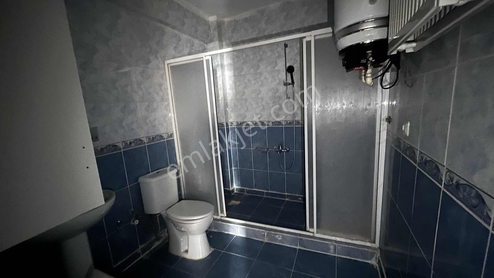 Güres Caddesi Ara Kat Kiralık 3+1 Daire - Görsel 4