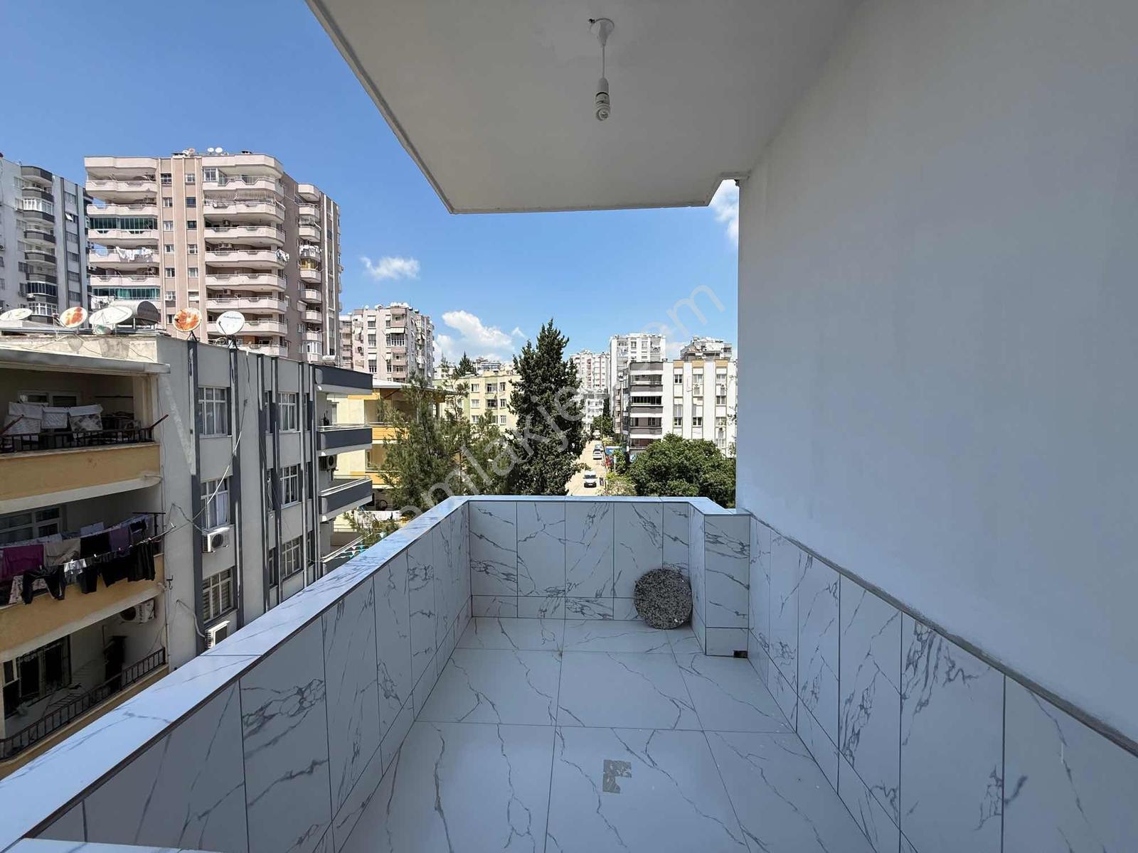 Çukurova Beyaz Evler 2+1 Geniş Oturumlu Ful Yapılı - Görsel 12