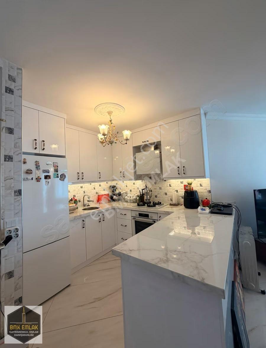 Bmk Emlaktan Denize Sıfır, Full Eşyalı Yenilenmiş 2+1 Daire