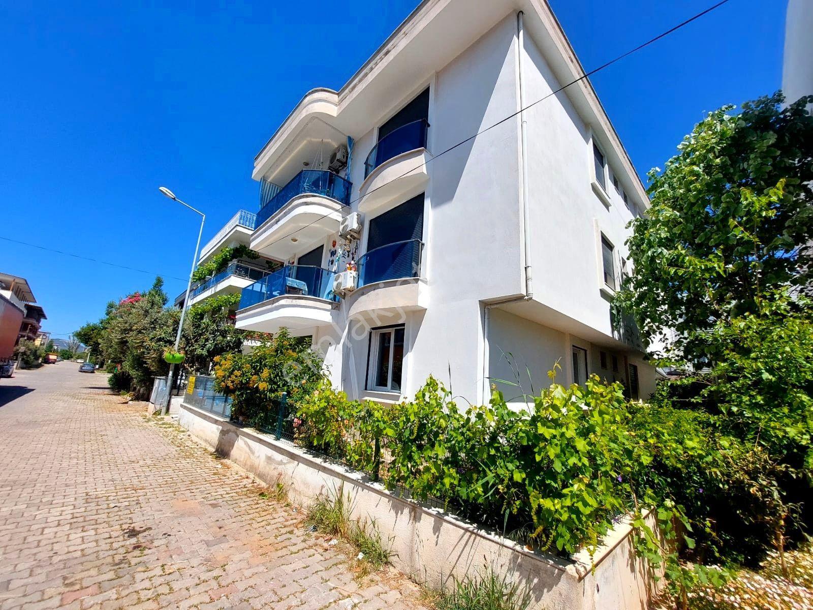 İzmi̇r Seferi̇hi̇sar Ürkmez De Satılık Bahçeli̇ Zemi̇n Kat Dai̇re 2+1 - Görsel 2
