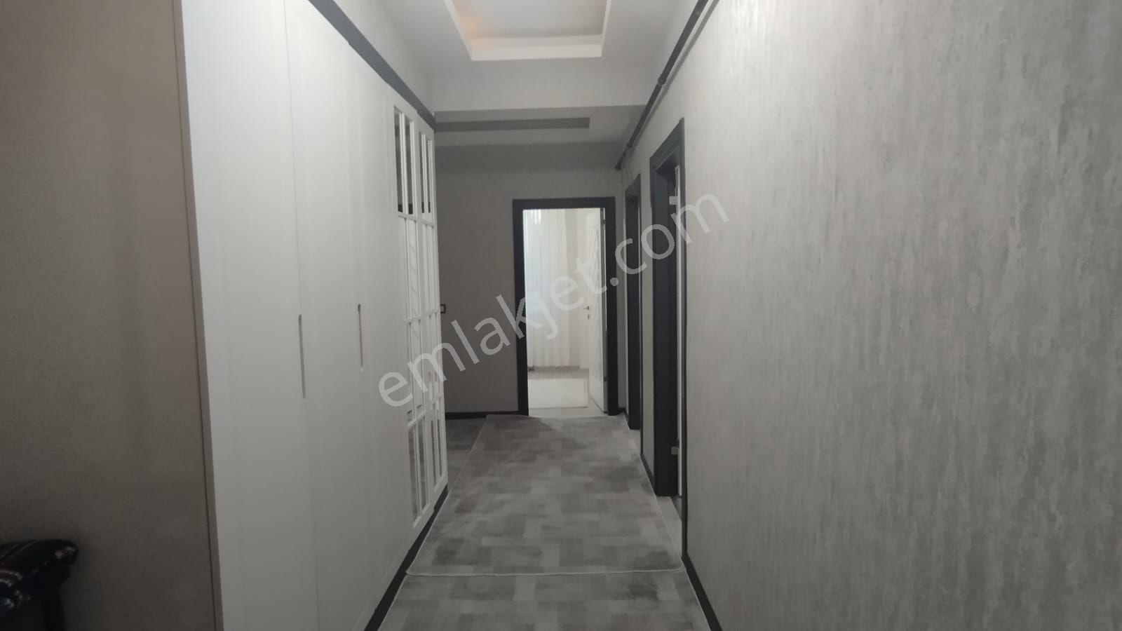 Şehitlik Eski İlçe Otogarı Civarında 2+1 Satılık Daire - Görsel 15
