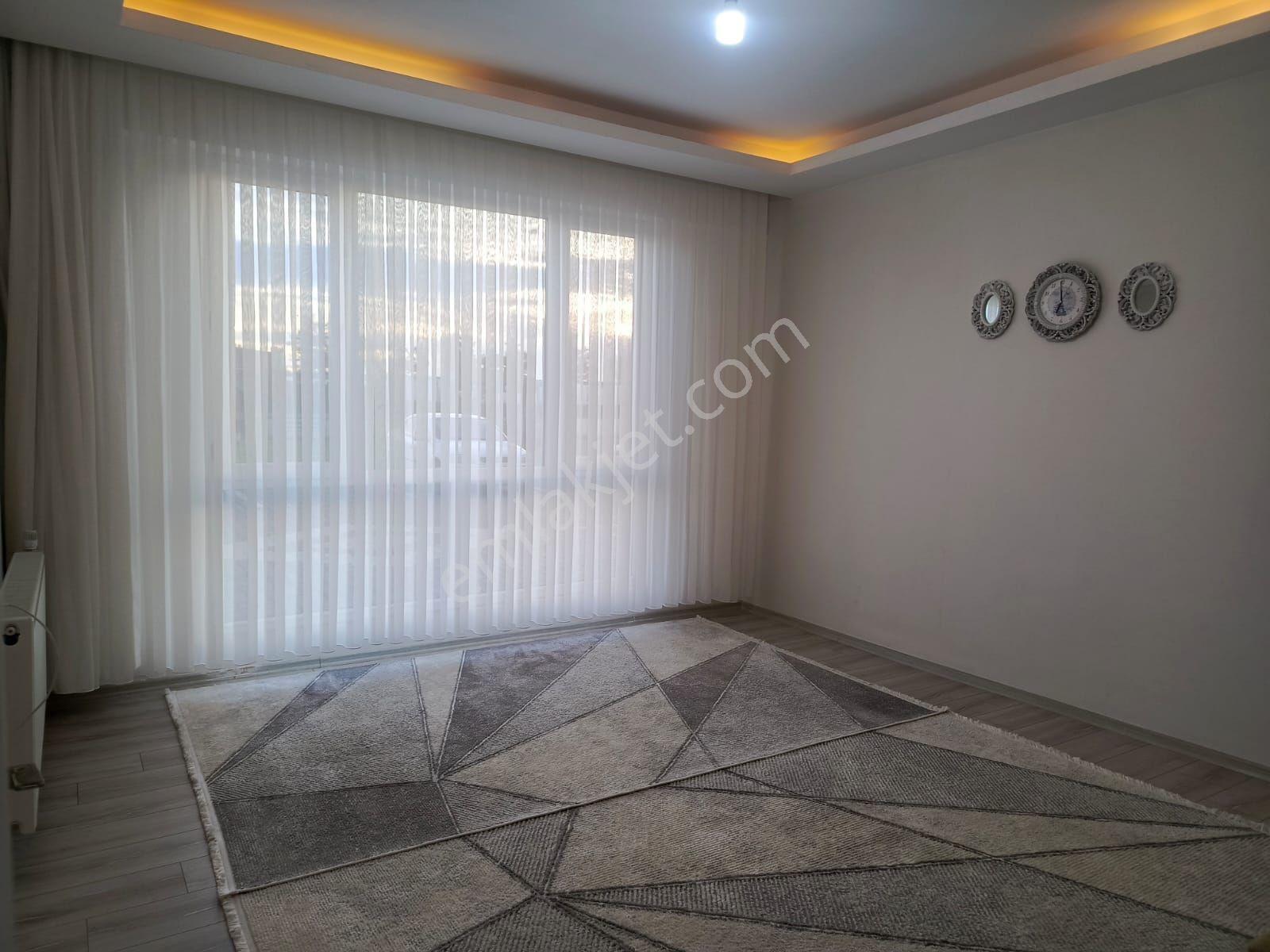 Şehitlik Eski İlçe Otogarı Civarında 2+1 Satılık Daire - Görsel 3
