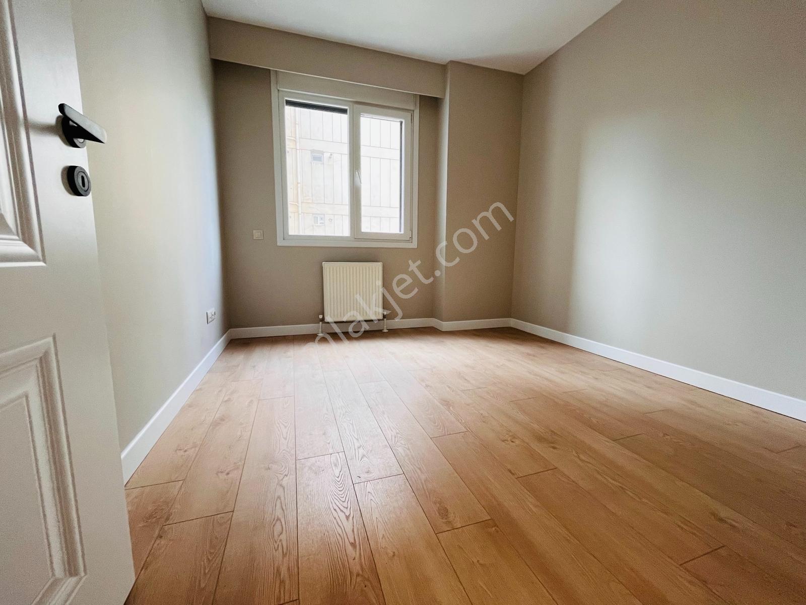 Lf İmaj Bostancı Sahilde Marmaray Yakın Geniş 3+1 Balkon Ebeveyn - Görsel 23