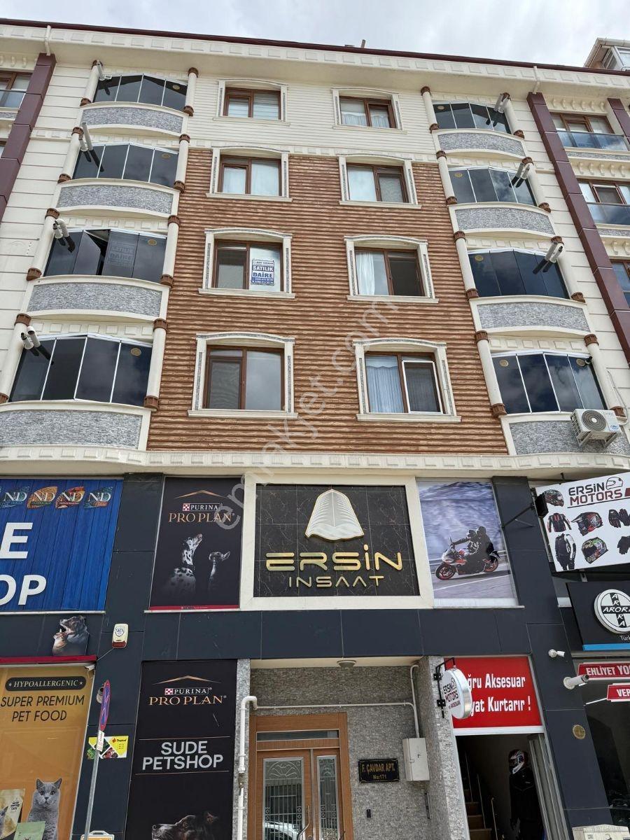 Kapalı Pazar Karşısında Teraslı Ve Balkonlu Kiralık 3+1 Daire - Görsel 3
