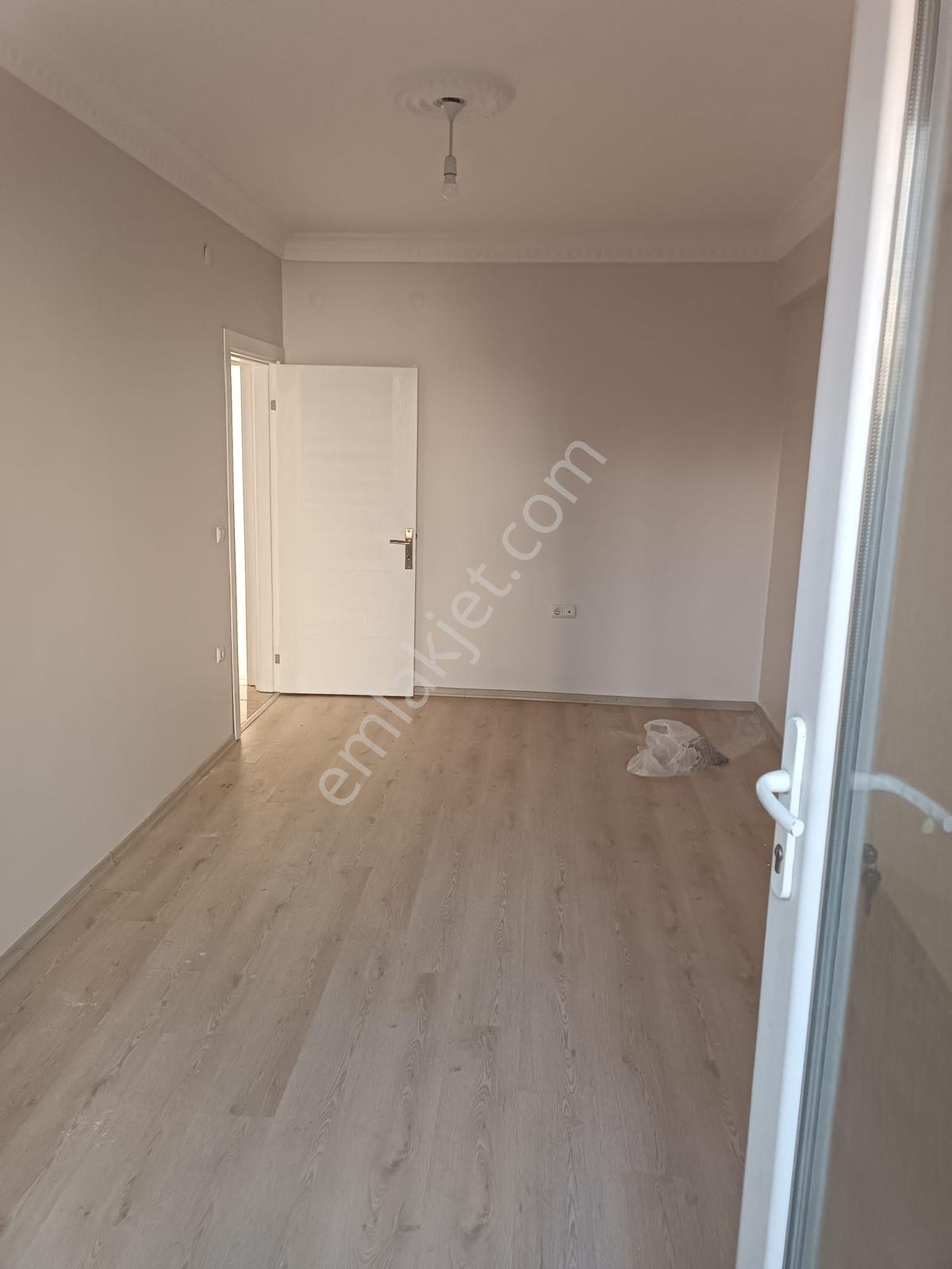 Kapalı Pazar Karşısında Teraslı Ve Balkonlu Kiralık 3+1 Daire - Görsel 10