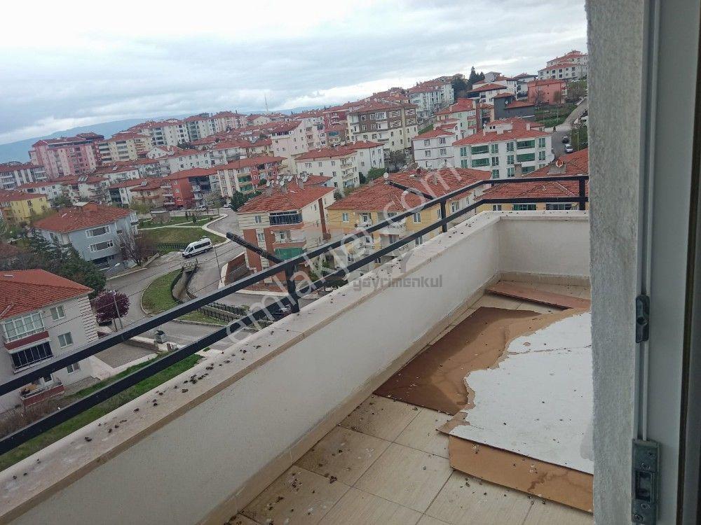 Güvenay - Çorum Bahçelievler M. Akif Ersoy 1. Cadde Üzeri Kiralık 3+1 - Görsel 11
