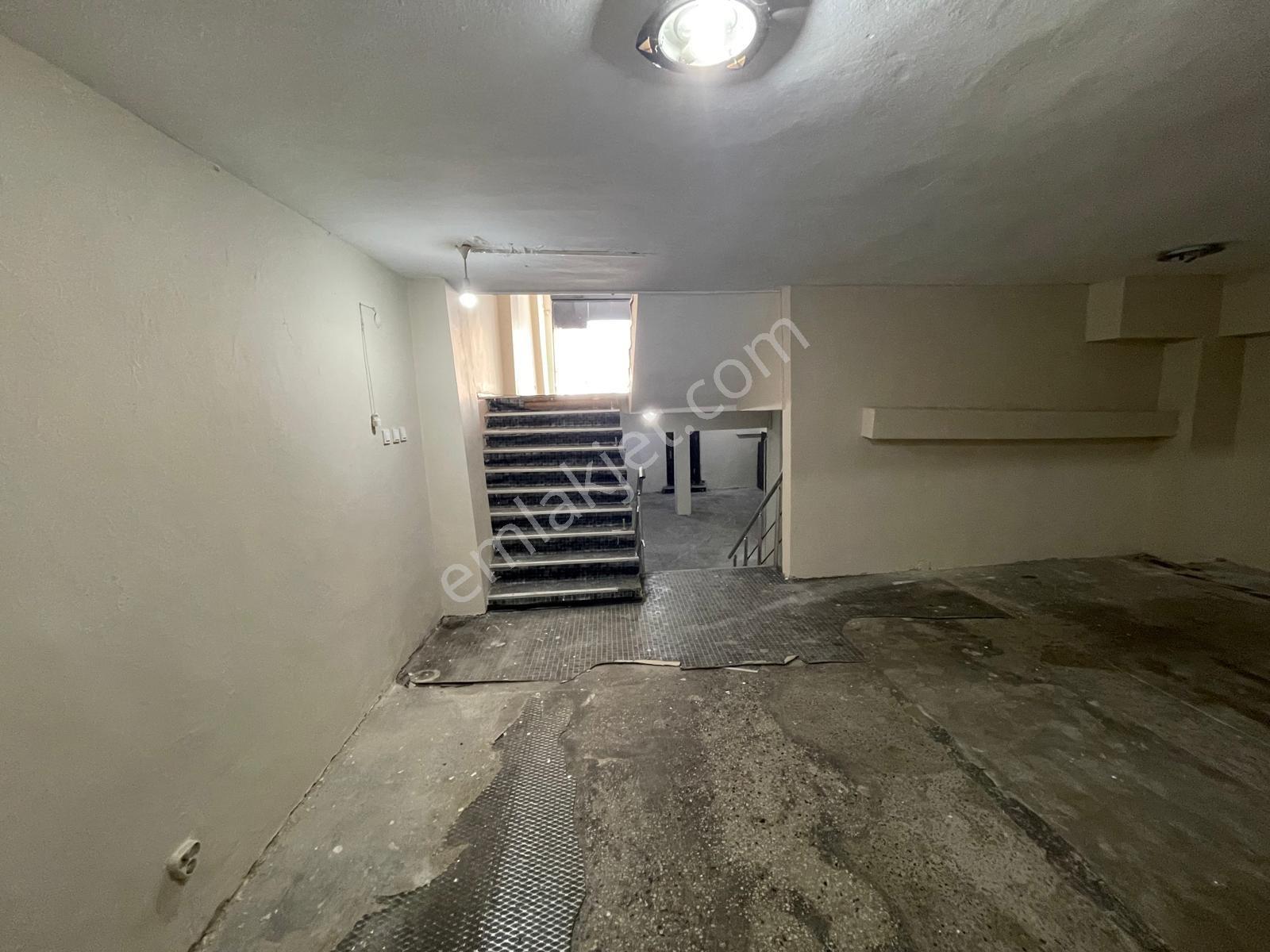 Es Gayrimenkul Hasekide 3 Katlı 210m Kiralık Dükkan - Görsel 9
