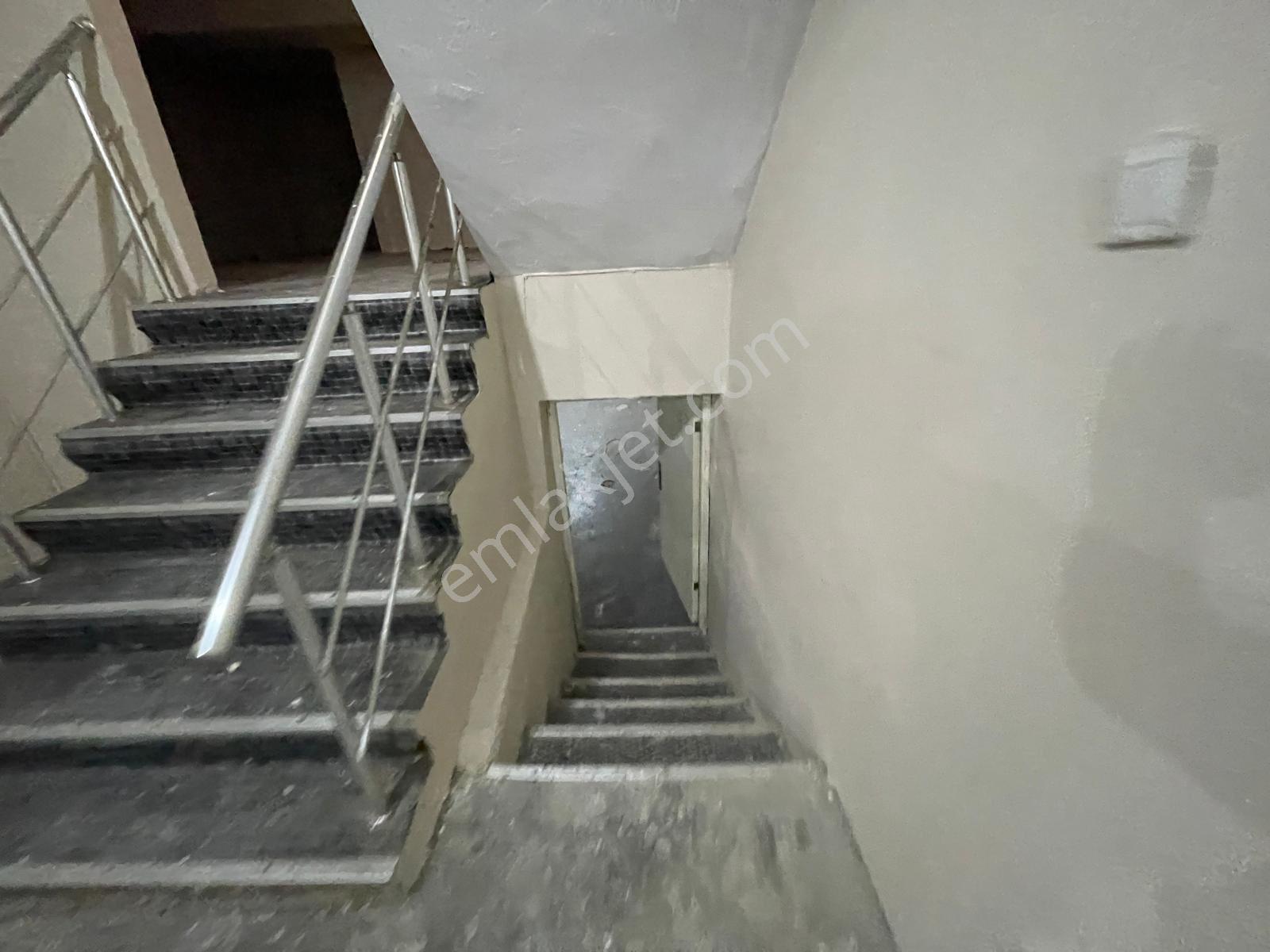 Es Gayrimenkul Hasekide 3 Katlı 210m Kiralık Dükkan - Görsel 12