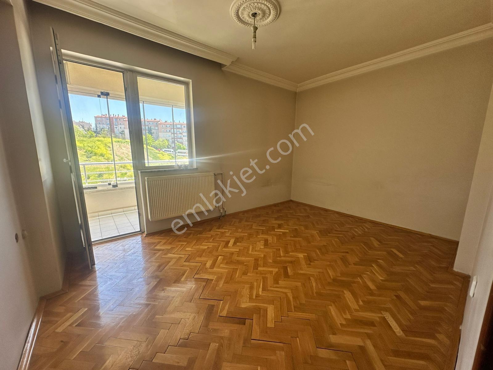 Batı Sitesi Mah 2.katta Site İçerisinde 3+1 120m2 Kupon Daire..! - Görsel 12