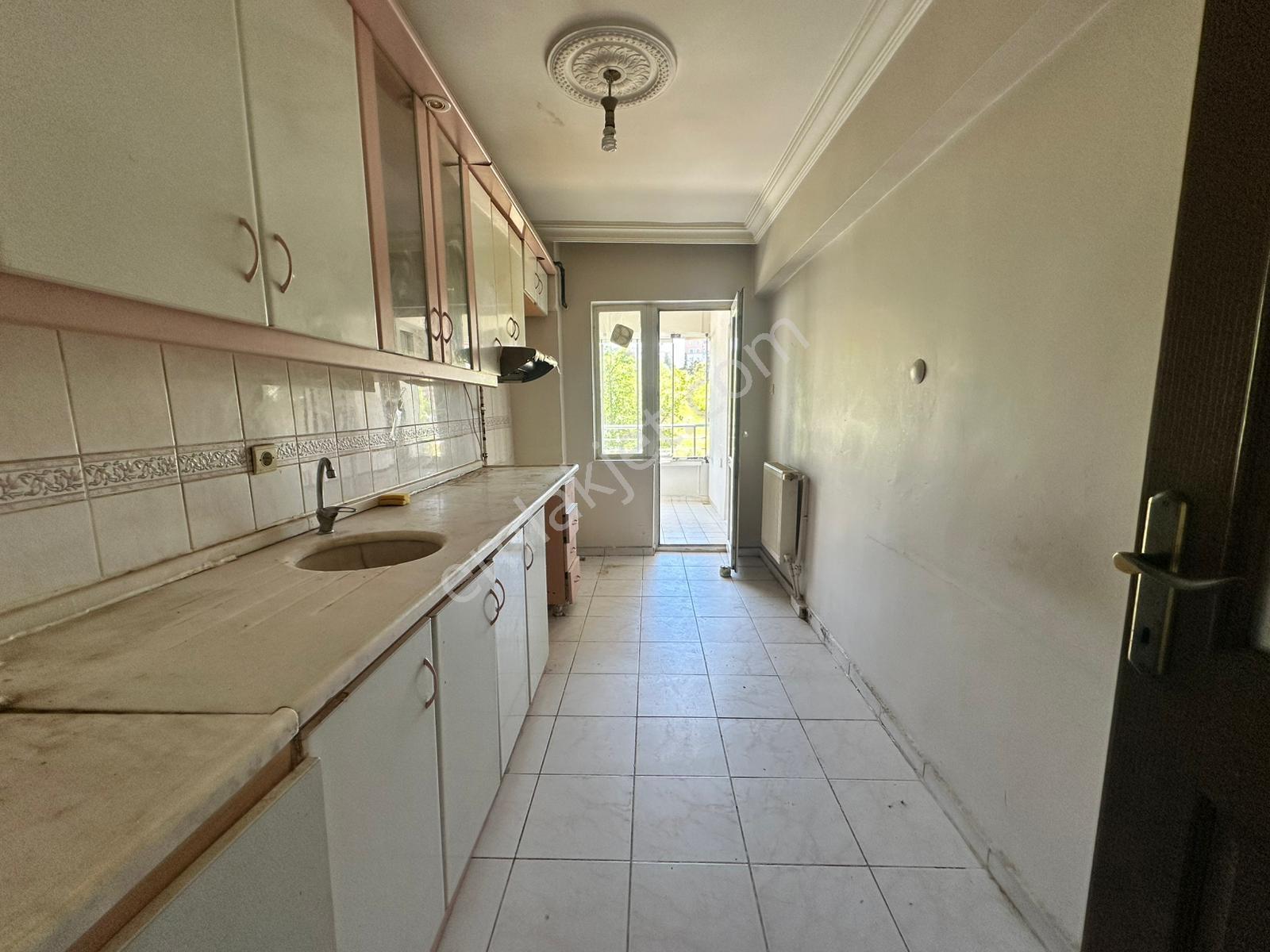 Batı Sitesi Mah 2.katta Site İçerisinde 3+1 120m2 Kupon Daire..! - Görsel 32