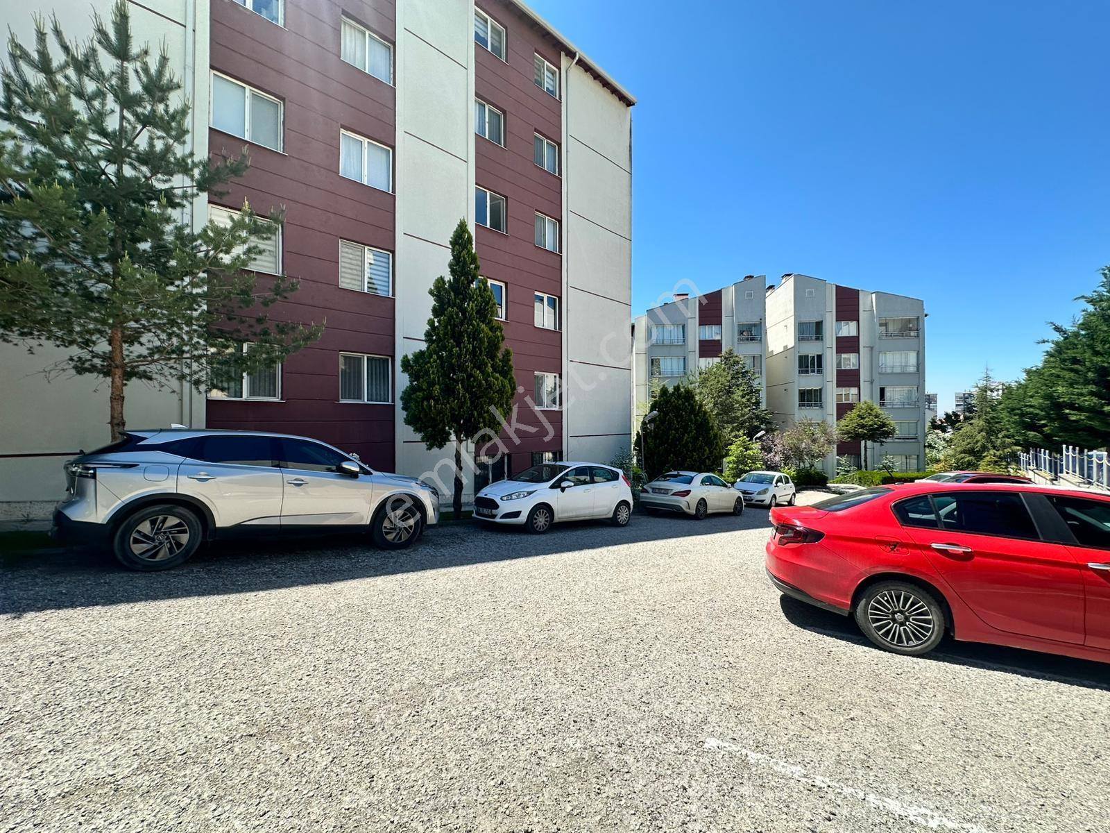 Batı Sitesi Mah 2.katta Site İçerisinde 3+1 120m2 Kupon Daire..! - Görsel 9