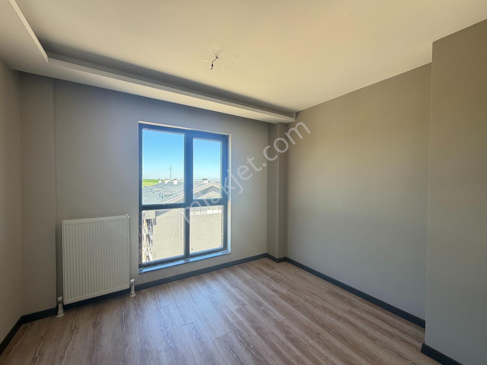 İncekte Çatı Eğimsiz/bağımsız Mutfak/ Önü Açık Kiralık 4+1 - Görsel 22