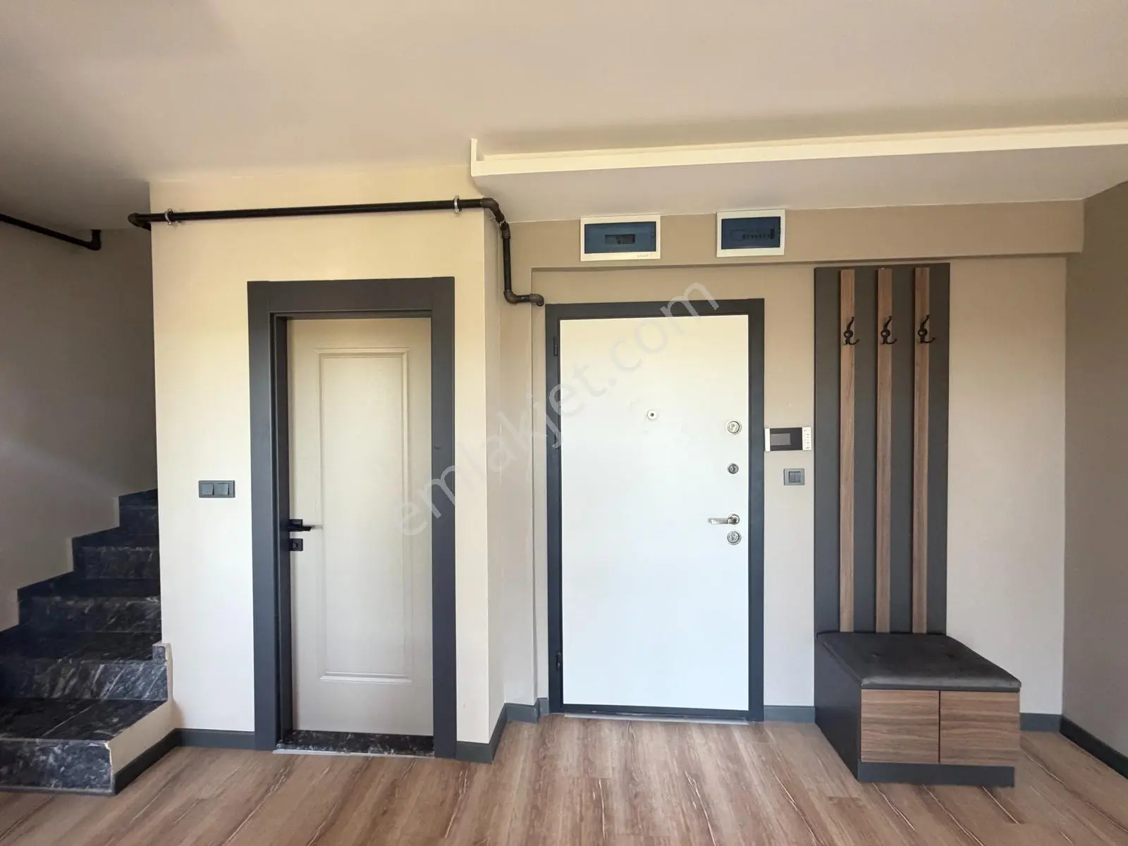 İncekte Çatı Eğimsiz/bağımsız Mutfak/ Önü Açık Kiralık 4+1 - Görsel 3