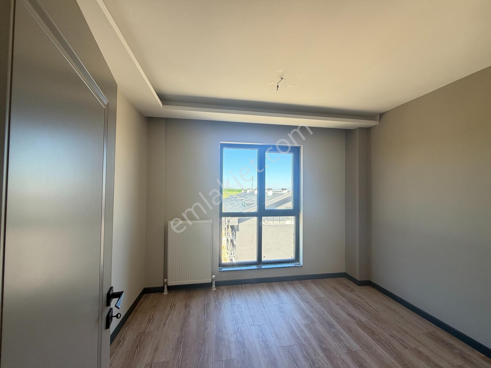 İncekte Çatı Eğimsiz/bağımsız Mutfak/ Önü Açık Kiralık 4+1 - Görsel 21