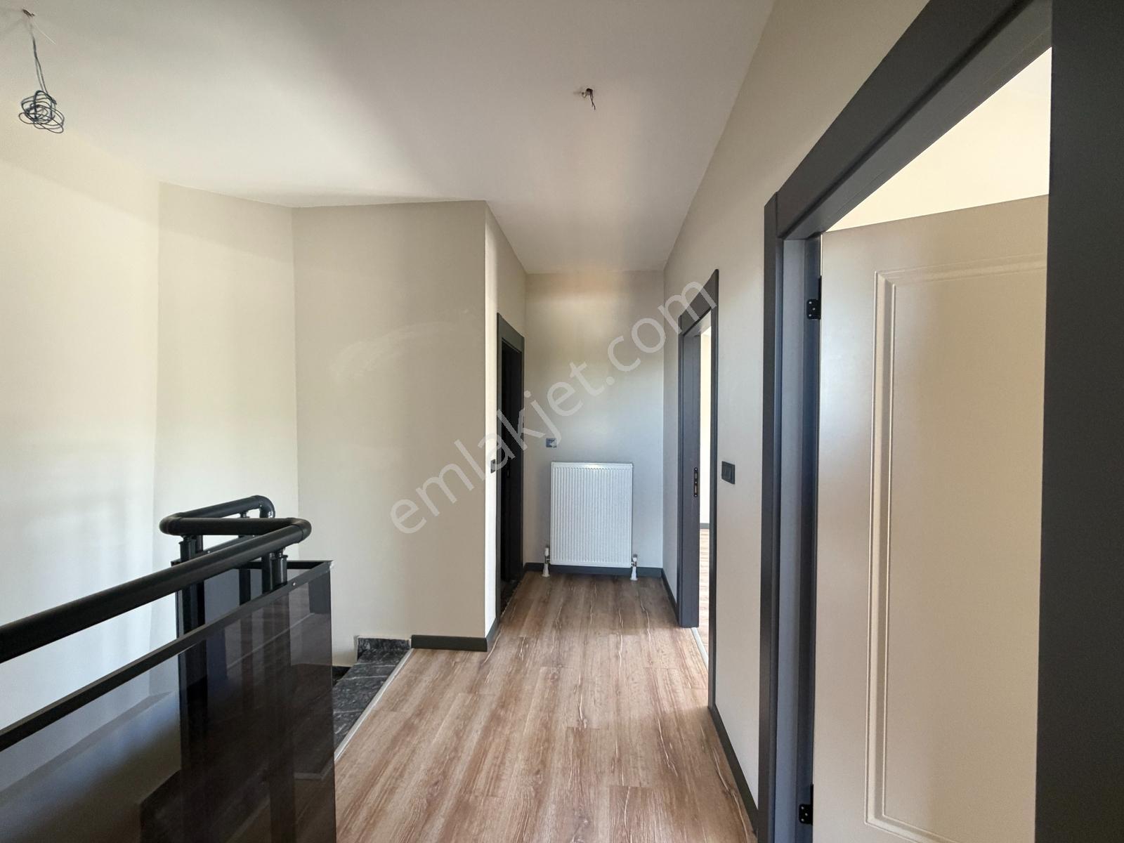 İncekte Çatı Eğimsiz/bağımsız Mutfak/ Önü Açık Kiralık 4+1 - Görsel 28