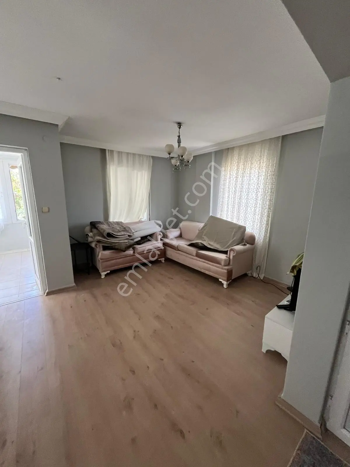 Urla Torasan Da Deniz Ve Sahile Yürüme Mesafesinde Kiralık Villa - Görsel 24