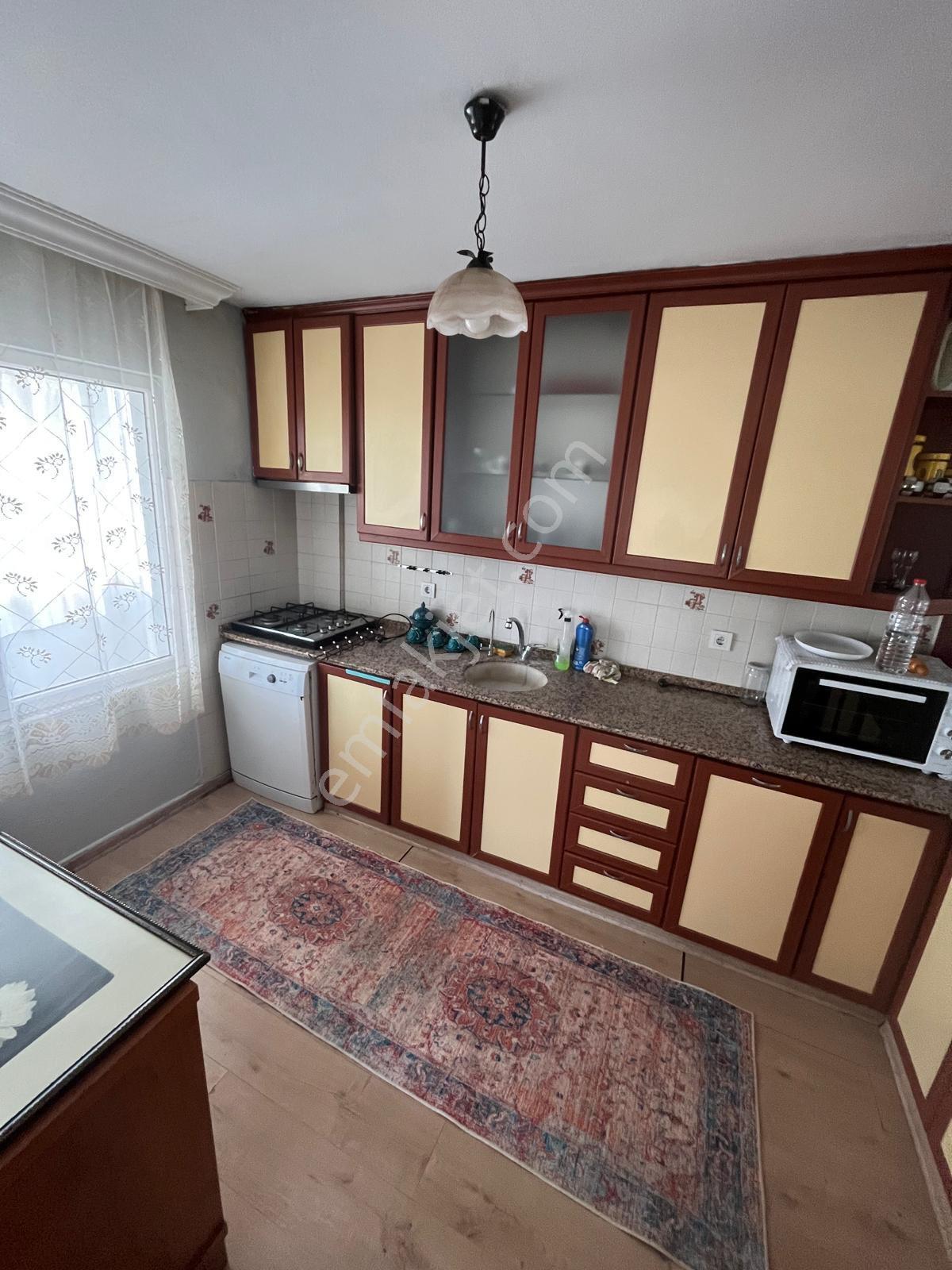 Urla Torasan Da Deniz Ve Sahile Yürüme Mesafesinde Kiralık Villa - Görsel 9