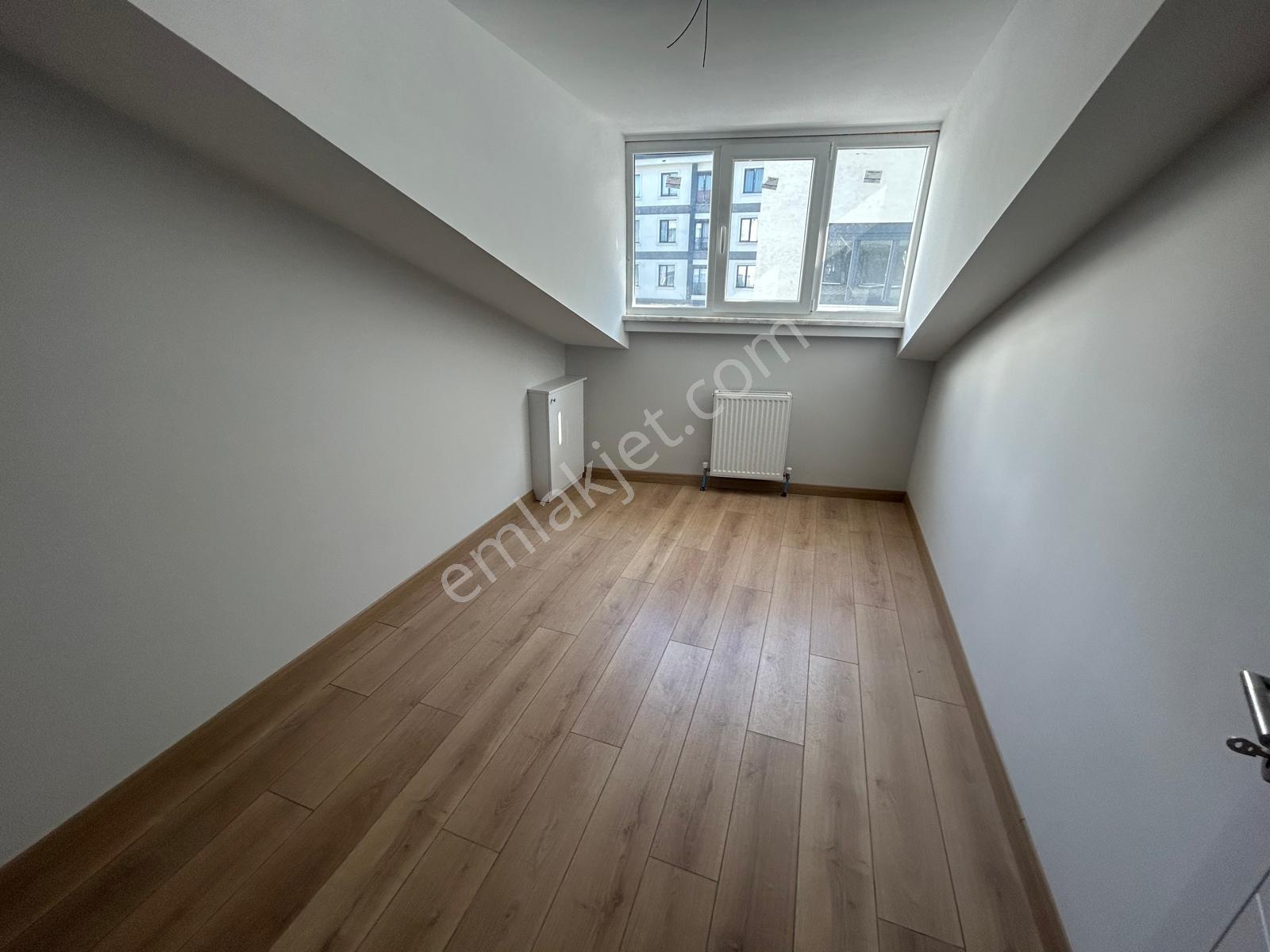 Üsküdar Fıstıkağacı 3+2 146 M2 Dubleks Daire - Görsel 32