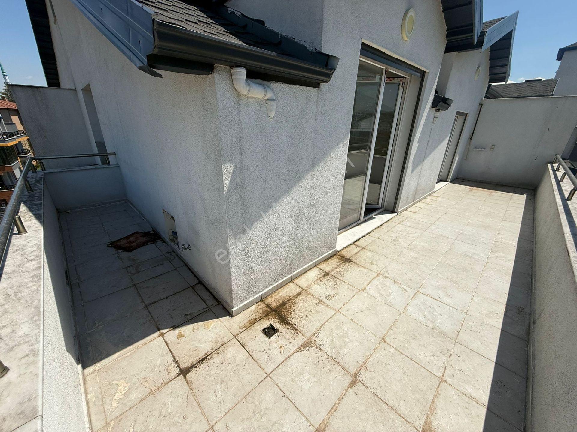 🌅🏡 Başiskele Altınkent’te Deniz Manzaralı Lüks Çatı Dubleks! 🏡🌅 - Görsel 28