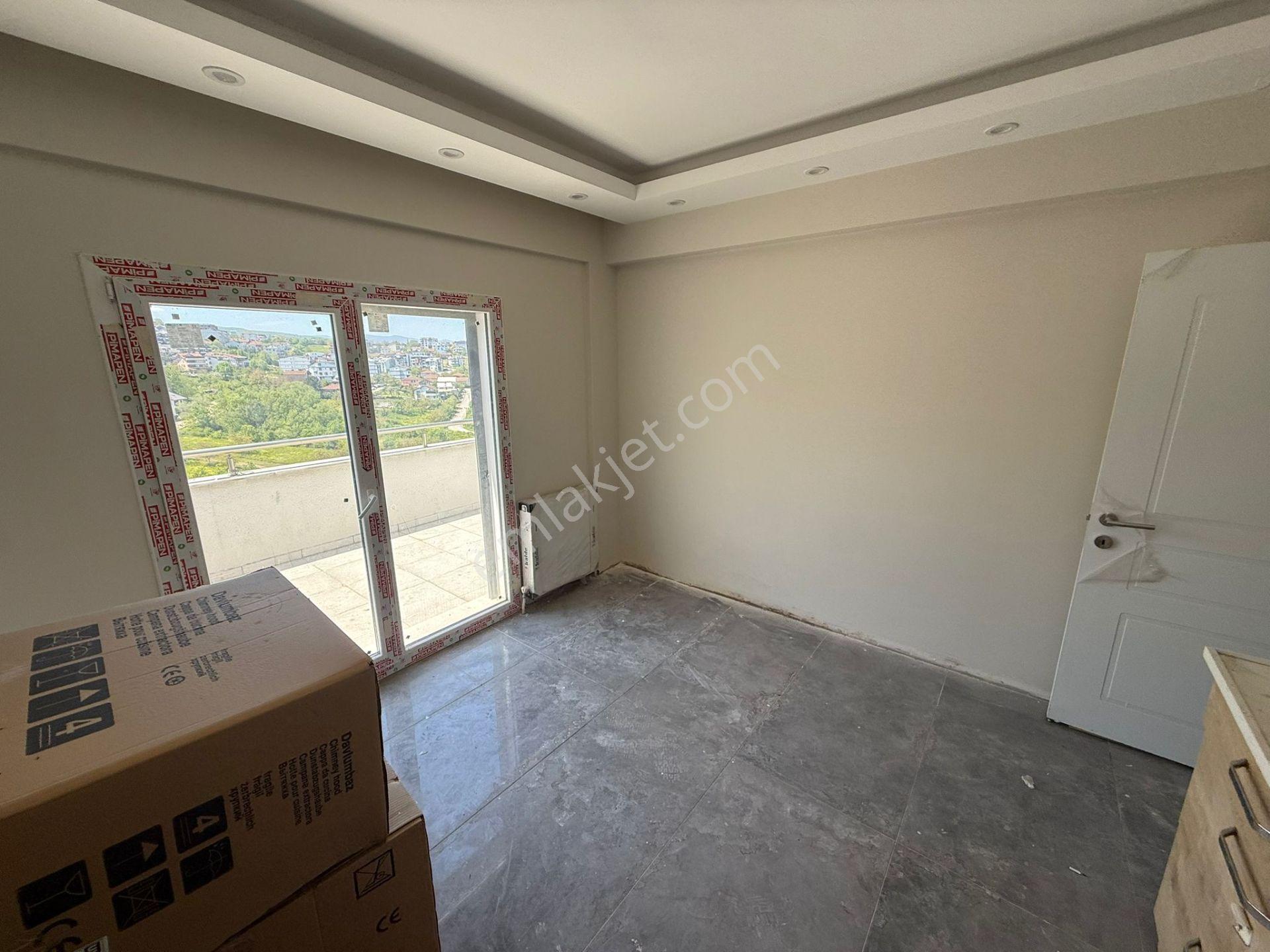 🌅🏡 Başiskele Altınkent’te Deniz Manzaralı Lüks Çatı Dubleks! 🏡🌅 - Görsel 33